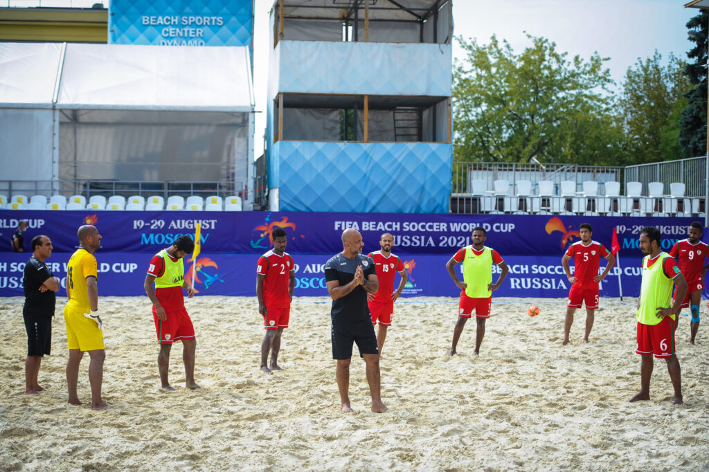 منتخب الشواطئ جاهز؛ فماذا قال مدربه قبل بداية المشوار؟