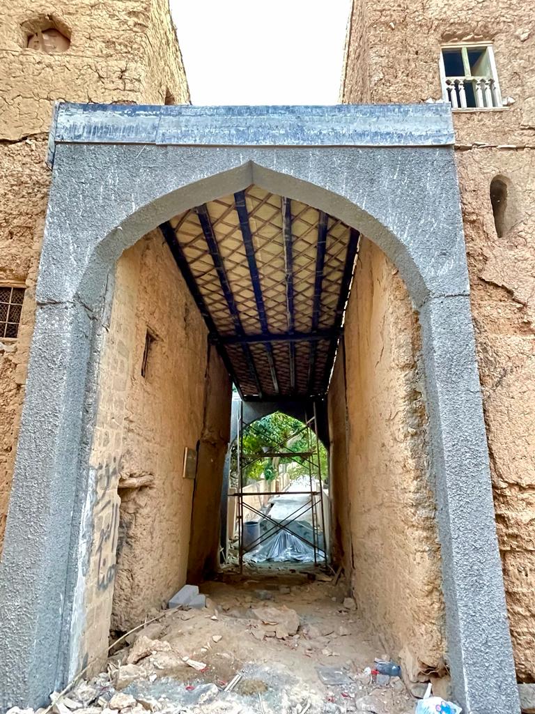 ترميم مواقع سياحية