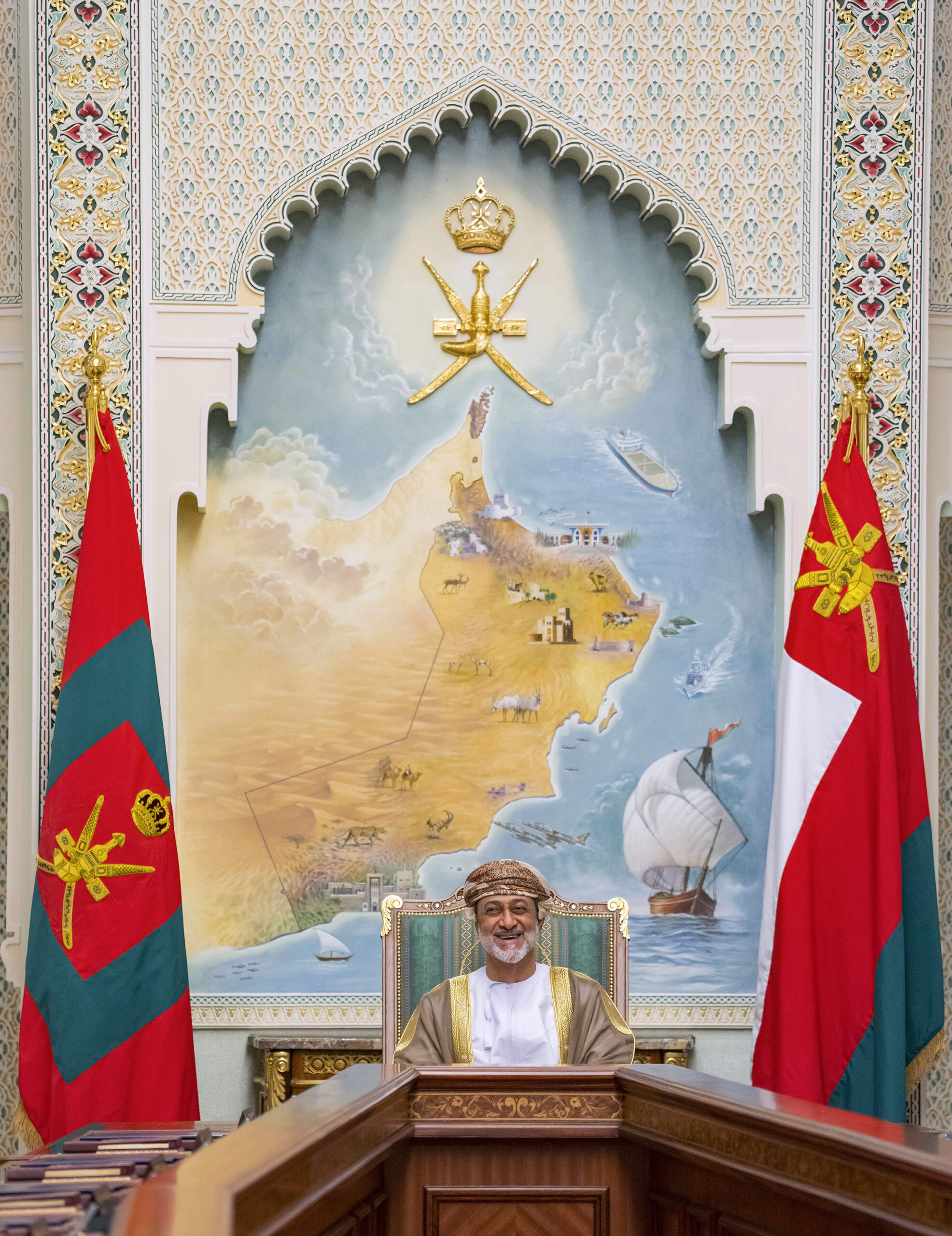 جلالة السلطان يؤكد انتهاء الحكومة من قانون العمل الجديد
