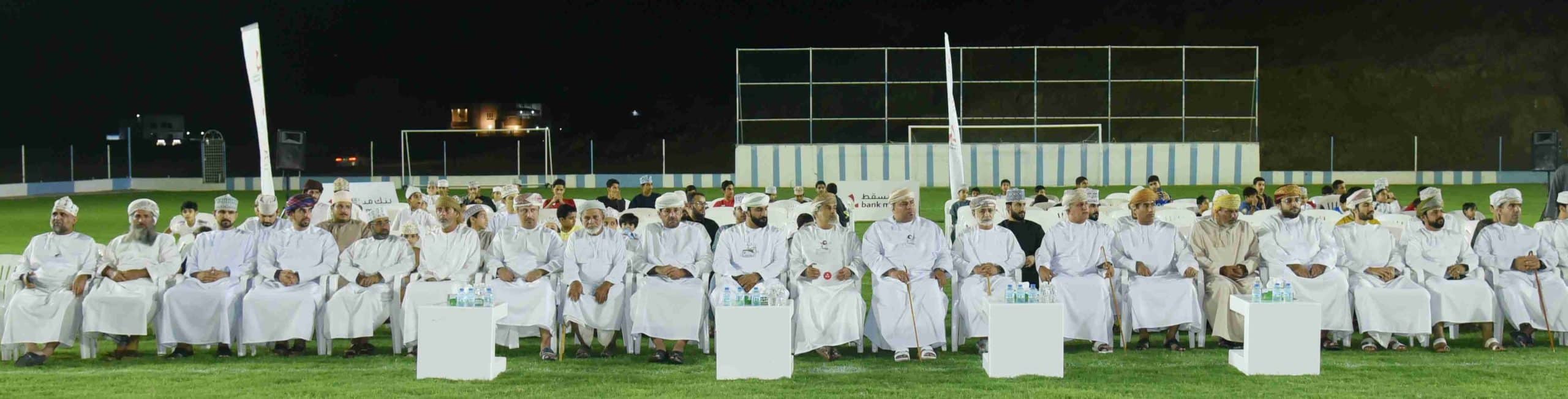 ضمن برنامج “الملاعب الخضراء”: بنك مسقط يحتفل بافتتاح مشروع إنارة فريق التضامن الرياضي بالرستاق