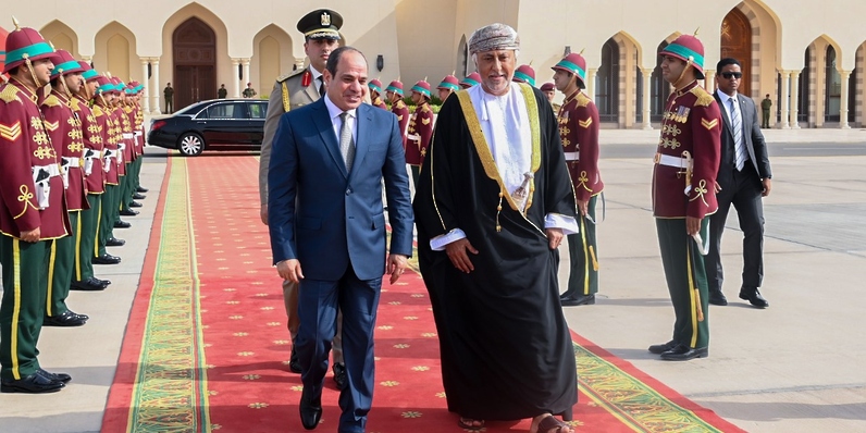 الرئيس المصري يختتم زيارته إلى سلطنة عمان