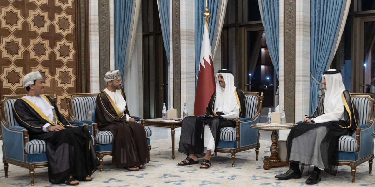 تحيات من جلالة السلطان إلى أمير قطر