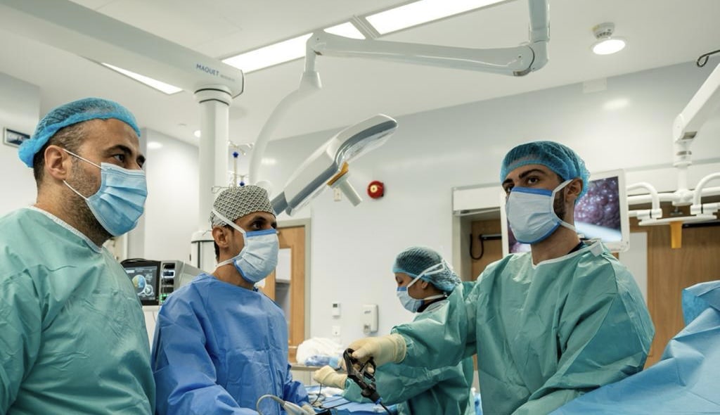 نجاح عملية استئصال ورم من منطقة معقدة