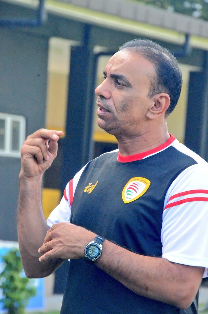 بالصور : الأحمر الصغير يجري أولى حصصه التدريبية في ماليزيا