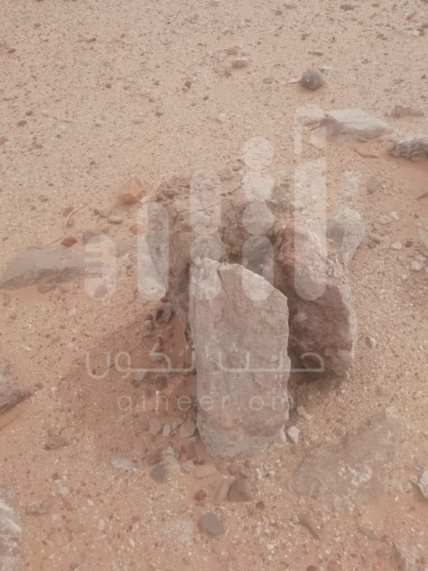 بالصور: مقابر في السلطنة لأناسٍ قيل بأنهم “خُسِف بهم”..وللعلم رأيٌ آخر