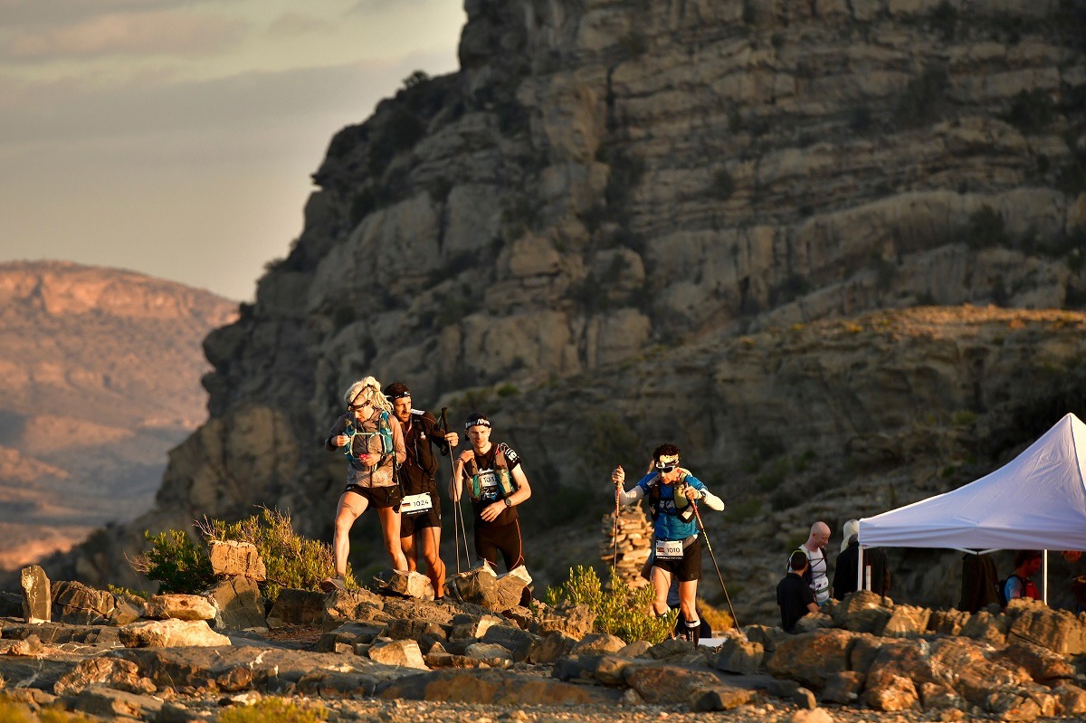 ركض أكثر من 36 ساعة: عُماني يسجل إنجازًا رياضيًا للسلطنة