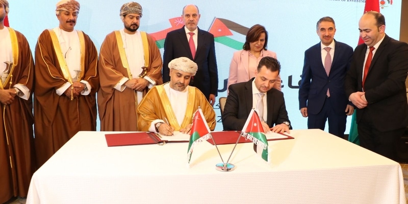 3 مذكرات تفاهم استثمارية وتجارية بين سلطنة عُمان والأردن