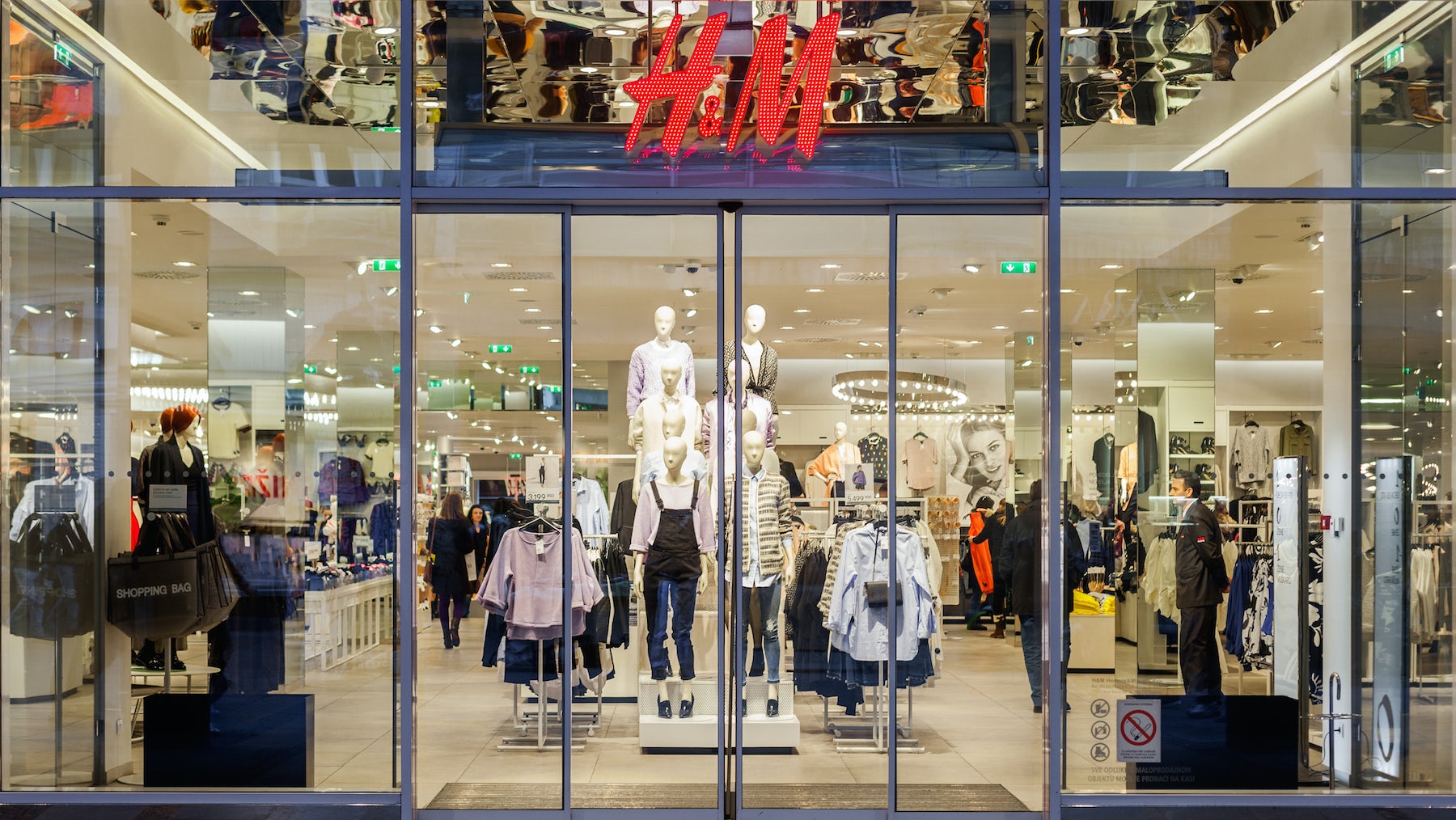 H&M Group sales up 12% despite turbulent economic backdrop 