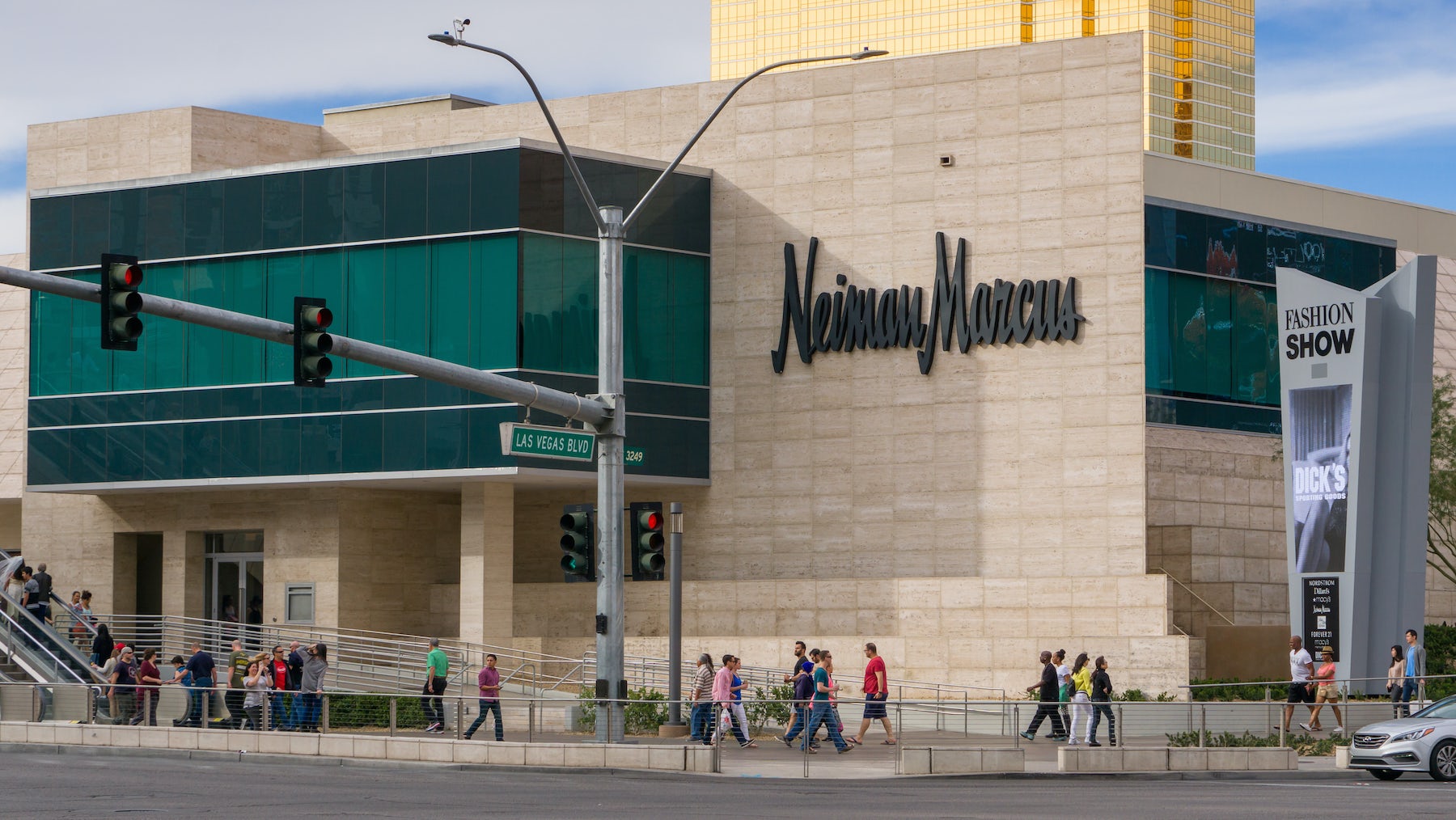 Neiman Marcus Considers Selling Itself to Rival Saks Fifth Avenue