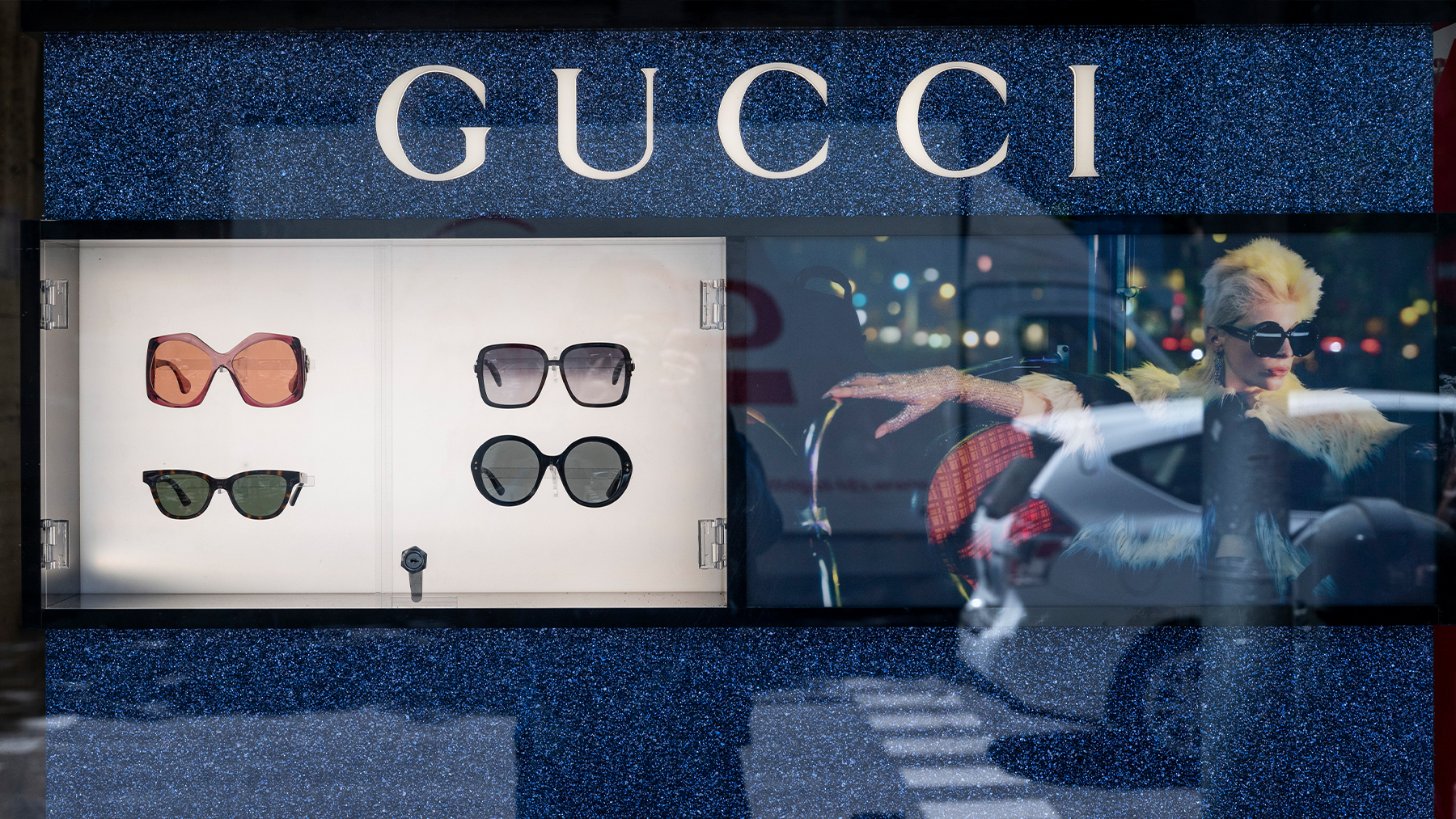 Arnault releases grip on Gucci, Business