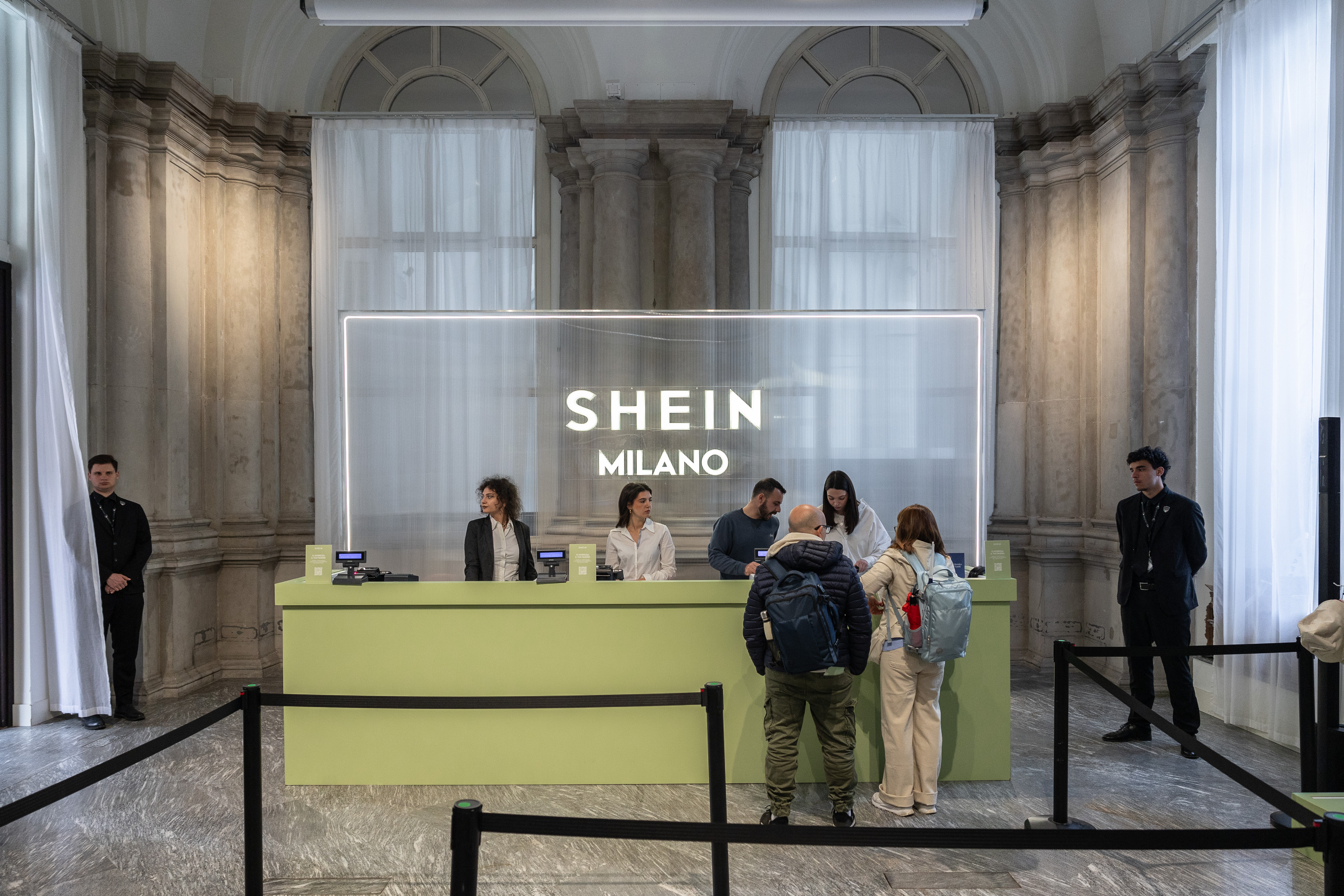 Gucci vs shein : r/HOTDGreens