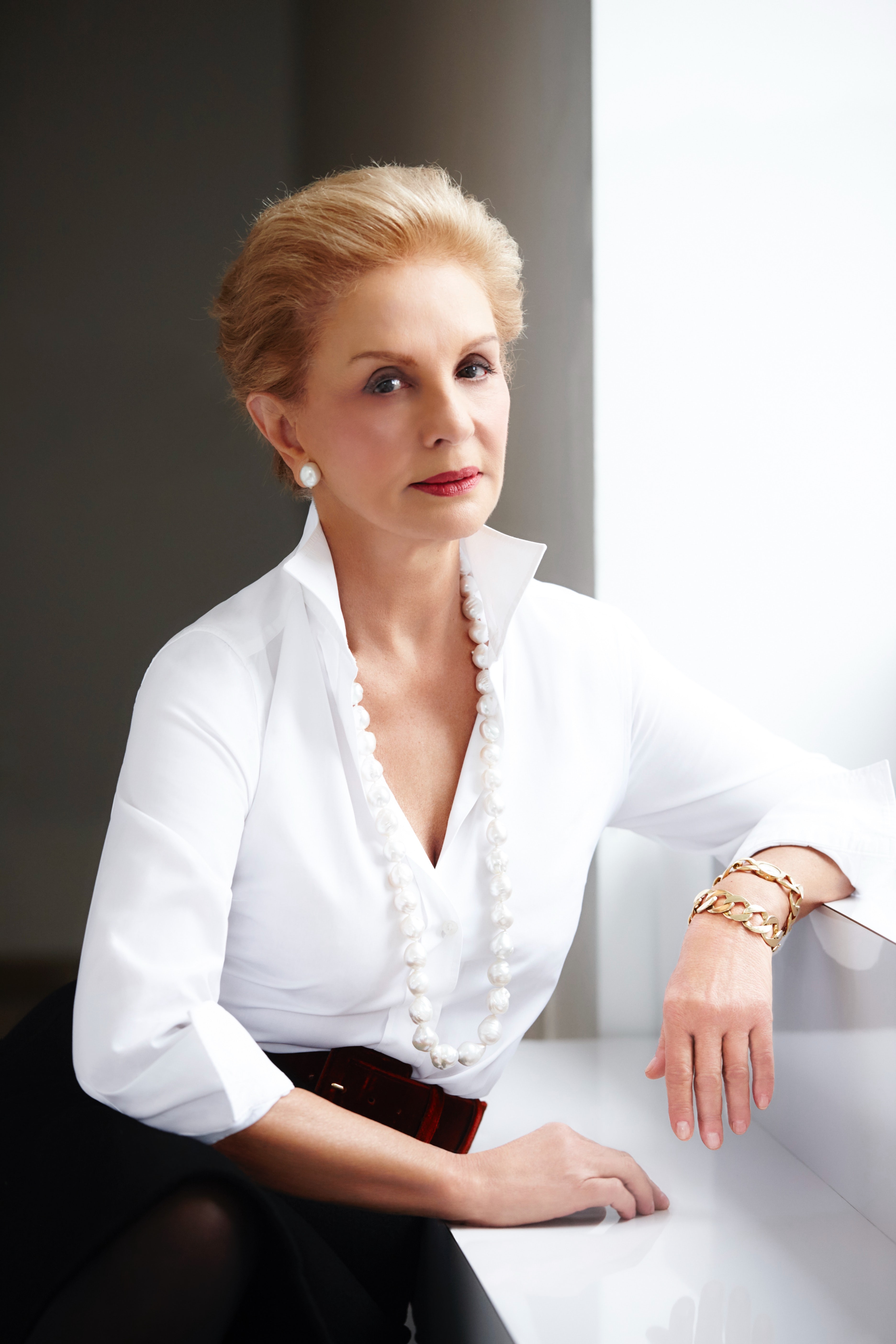 CAROLINA HERRERA – Market People