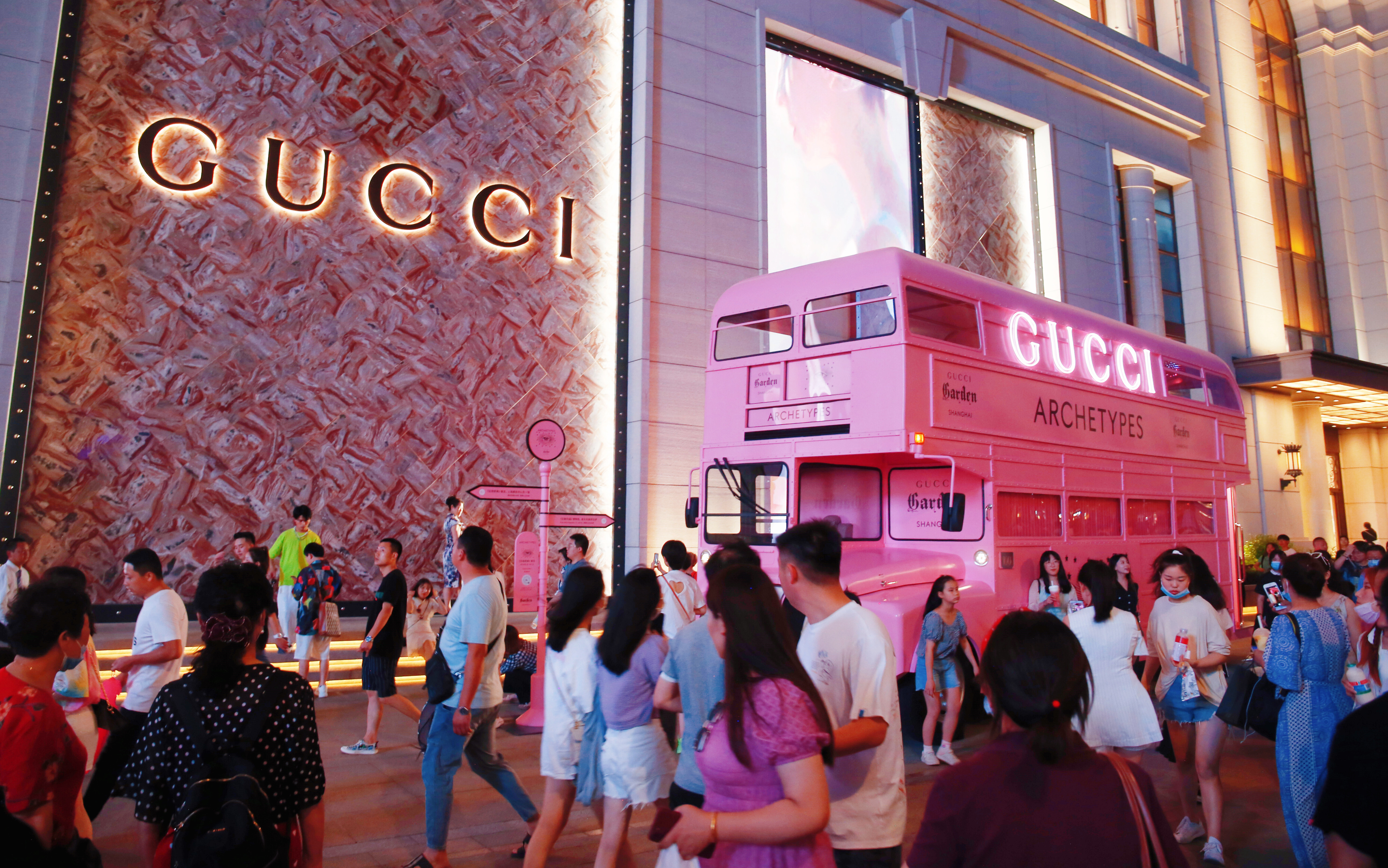 Kering flags possible M&A and U.S. expansion as Gucci rides luxury sales  boom