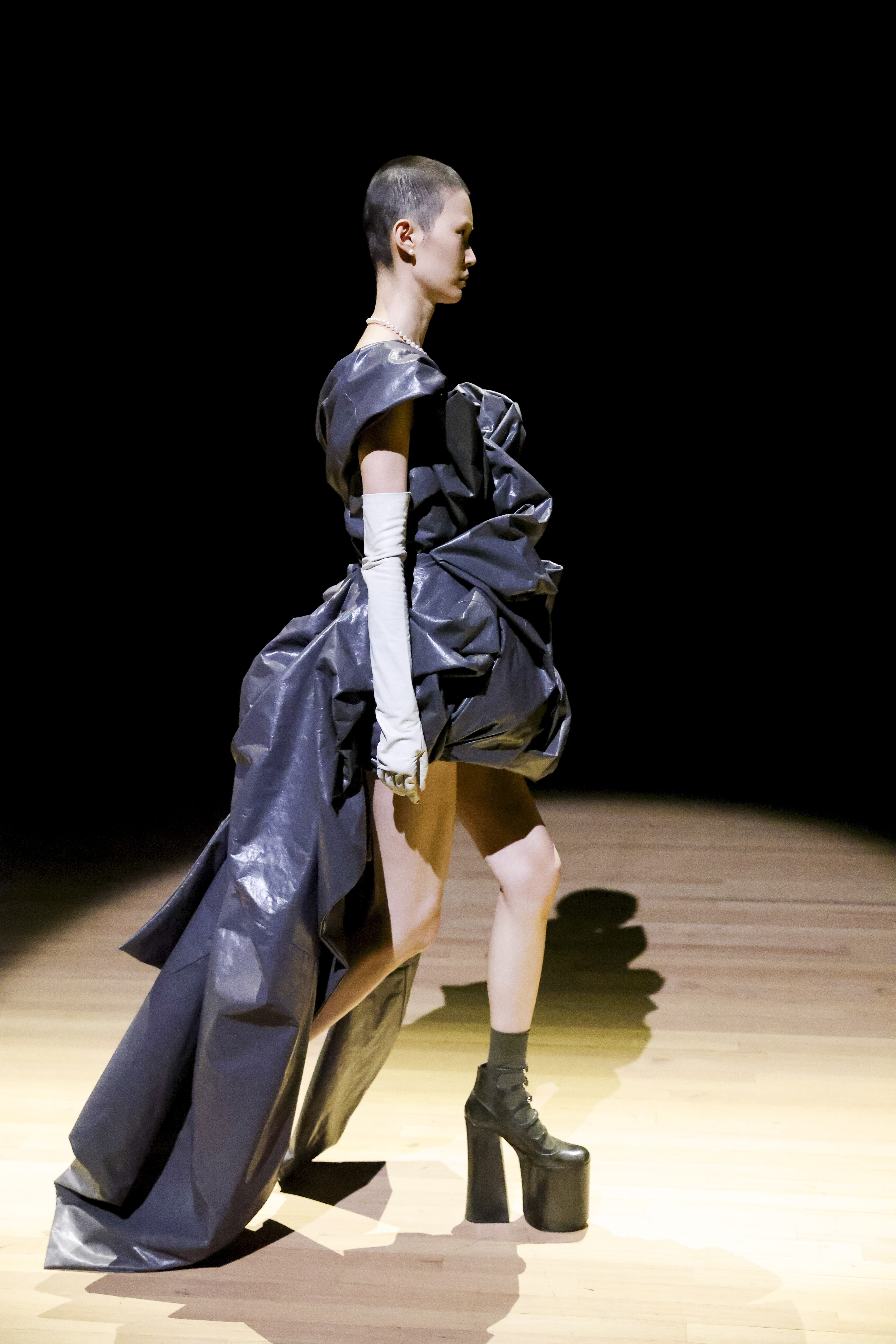 Marc Jacobs News, Collections, Fashion Shows, Fashion Week Reviews