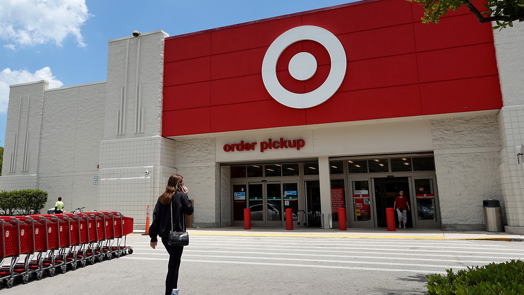 Target Sheds $14 Billion in Value on Retail Uncertainty, LGBTQ Backlash |  BoF