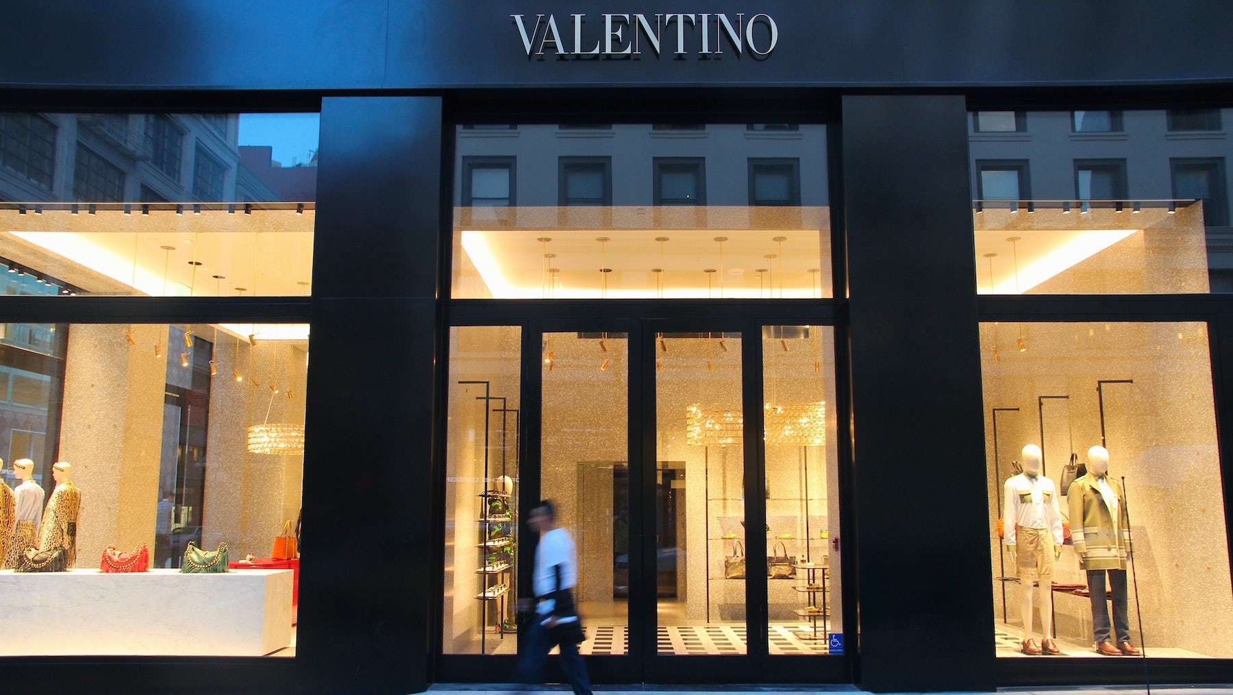 kulhydrat Ugle tage medicin Valentino Eyes IPO in 2017 After Revenue Exceeds $1 Billion | BoF