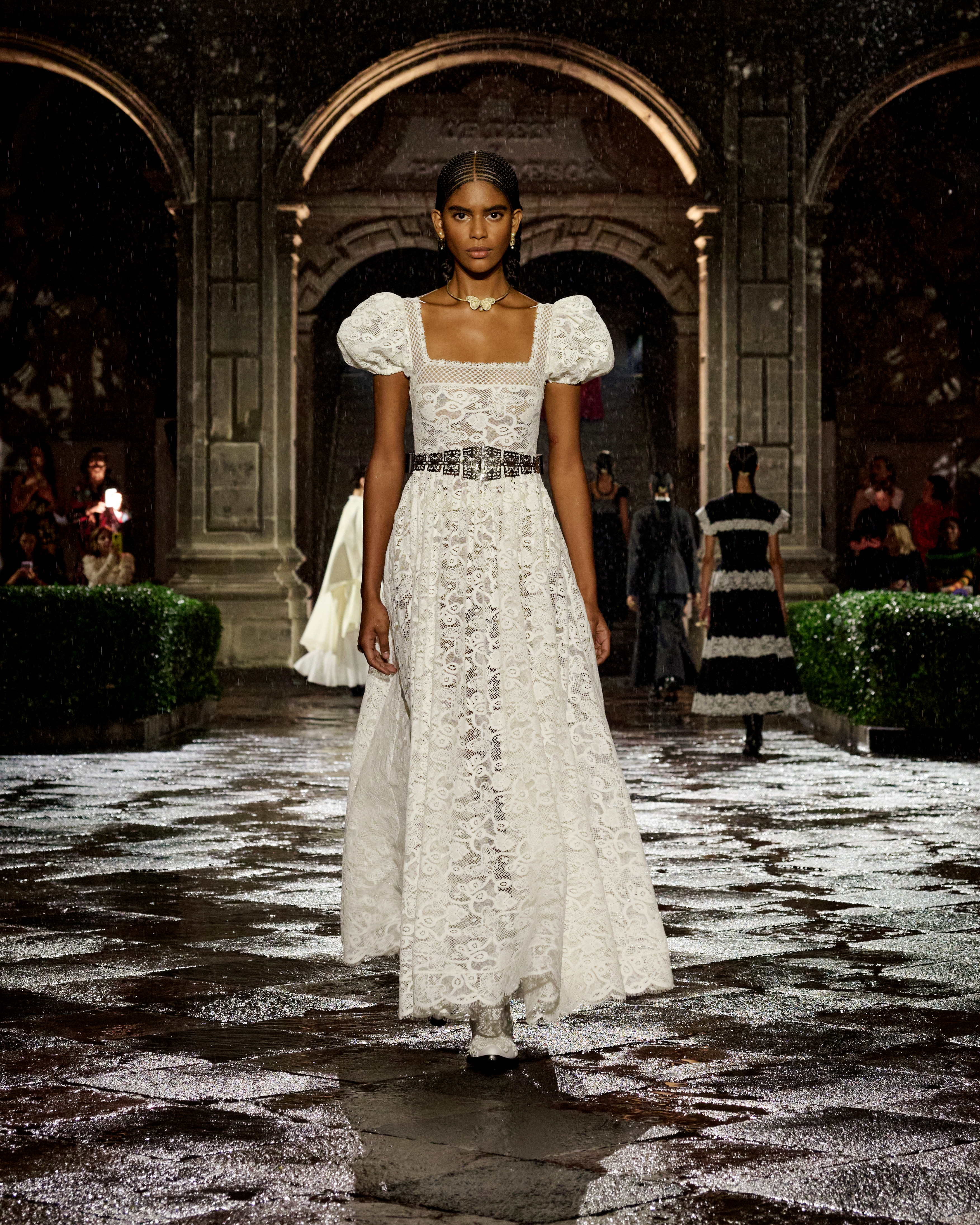 Delphine Arnault  Dior couture dresses, Couture dresses, Wedding