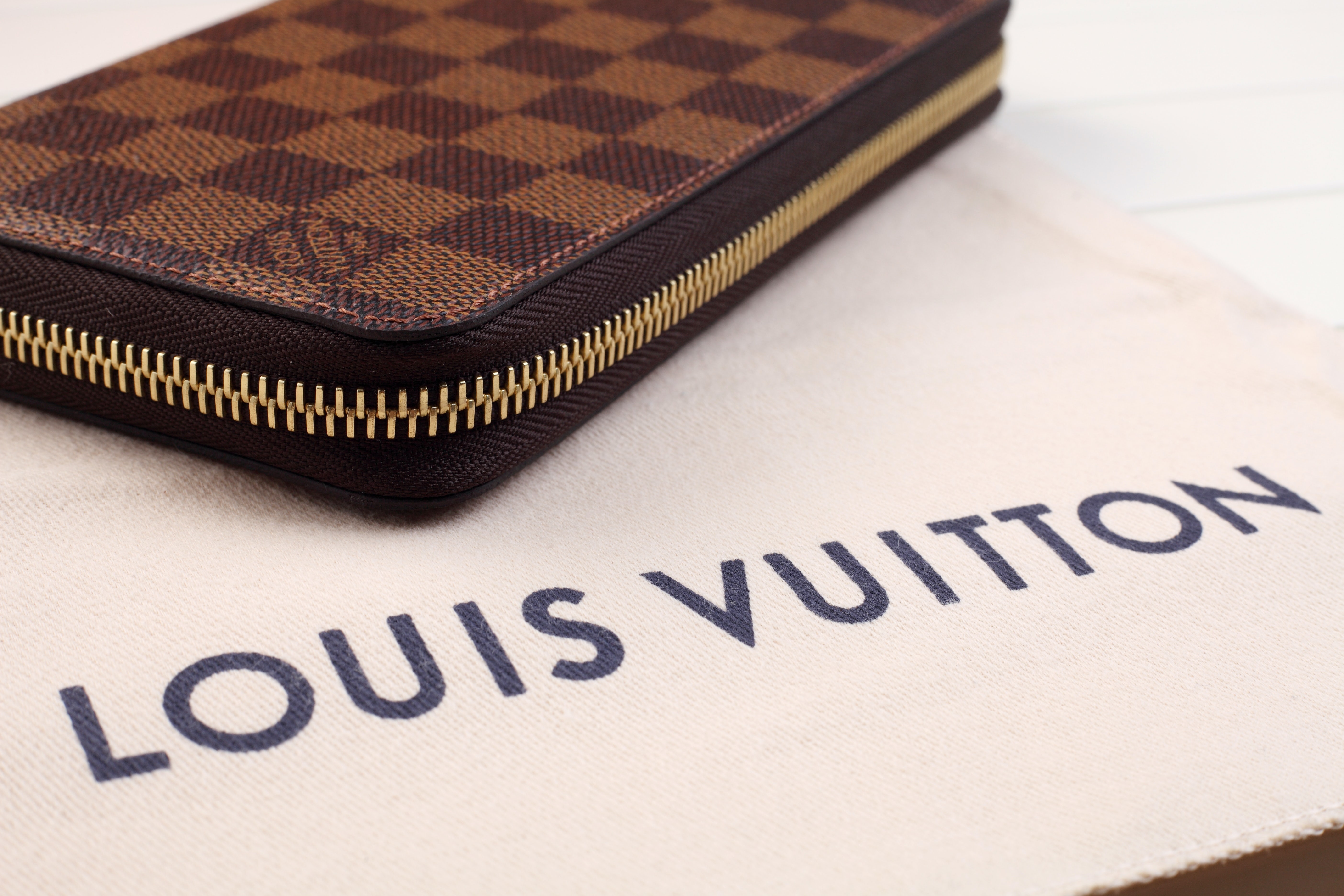 Louis Vuitton Launches Online Sales in China – WWD