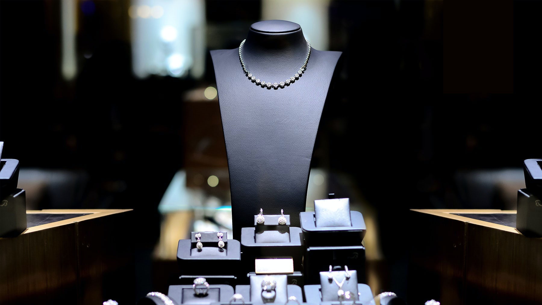 The Future of Jewellery: Brands Battle for Buyers of Unbranded