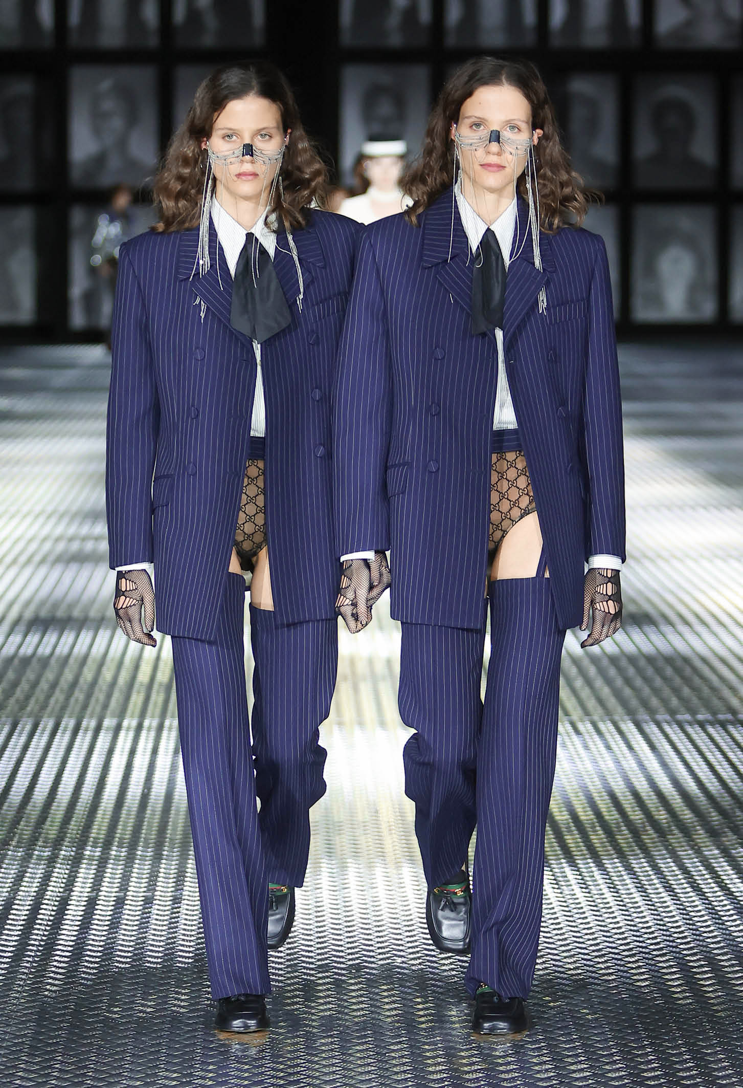 Gucci 'Twinsburg' Spring Summer 2023 Collection: Holding Hands Trend –  Footwear News