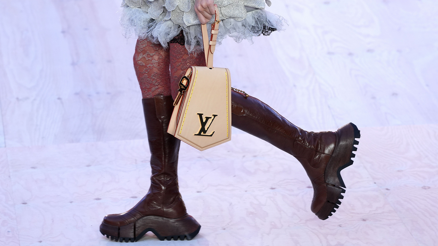 Why are LVMH sales soaring despite the global inflation crisis? American  tourists are returning to Europe and splashing out on Louis Vuitton and  Dior luxury goods – despite the US recession