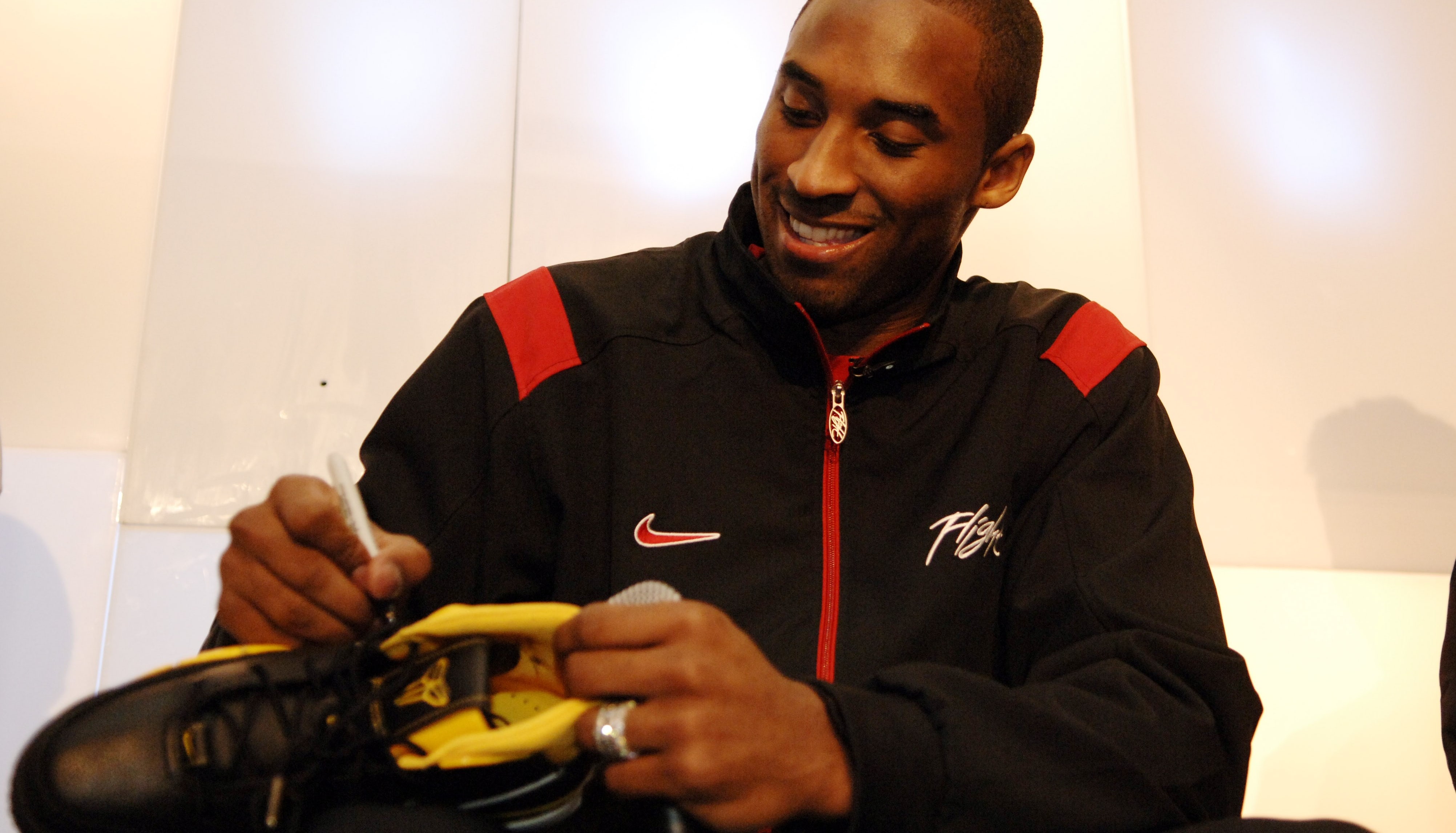 Tragedy Strikes, Kobe Bryant - DA' STYLISH FOODIE