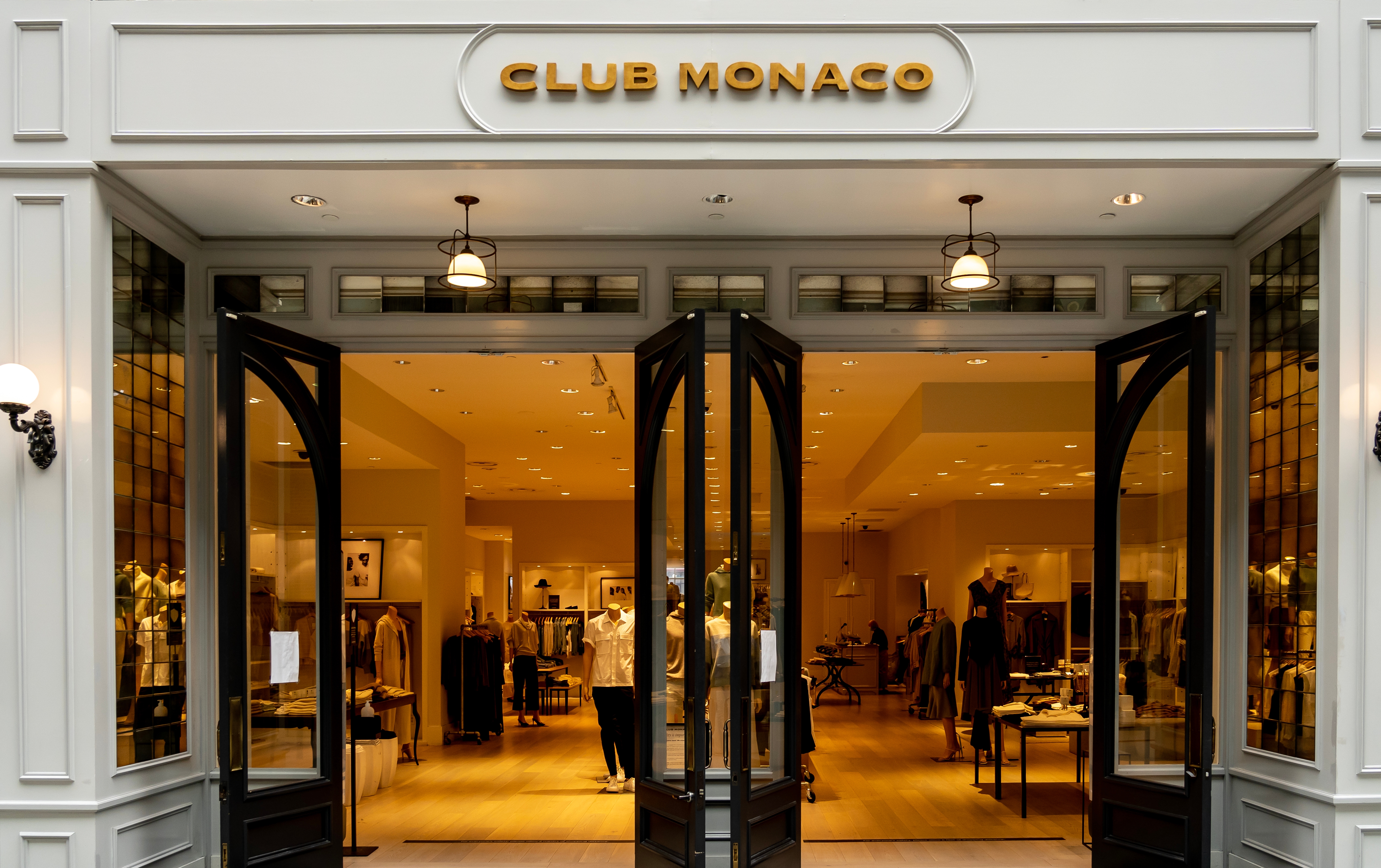 Club Monaco Georgetown, Work