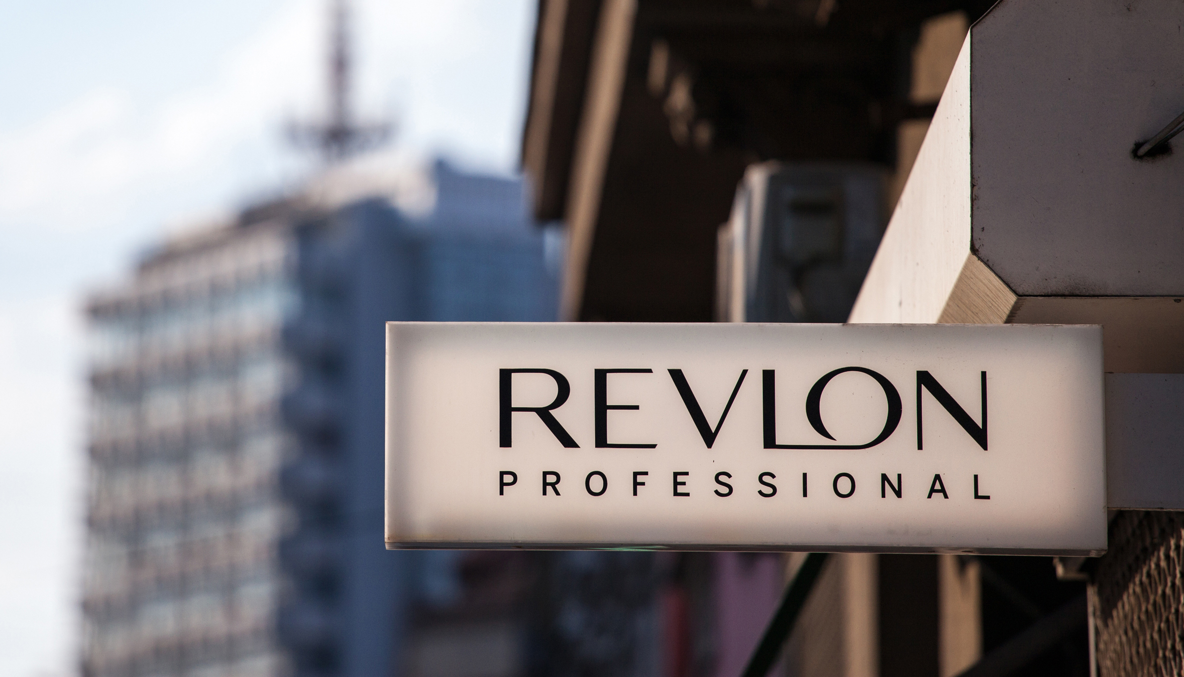 LeaveRussia: Revlon is Doing Business in Russia as Usual