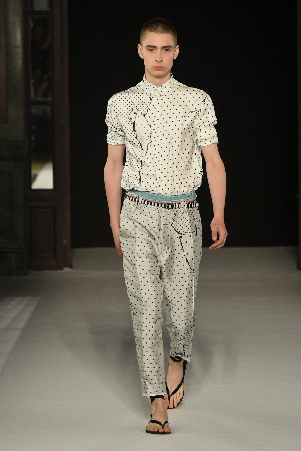 D*K様 Haider Ackermann (ハイダーアッカーマン)リネンチェス Mannequins with Killer Appeal at Haider Ackermann | BoF