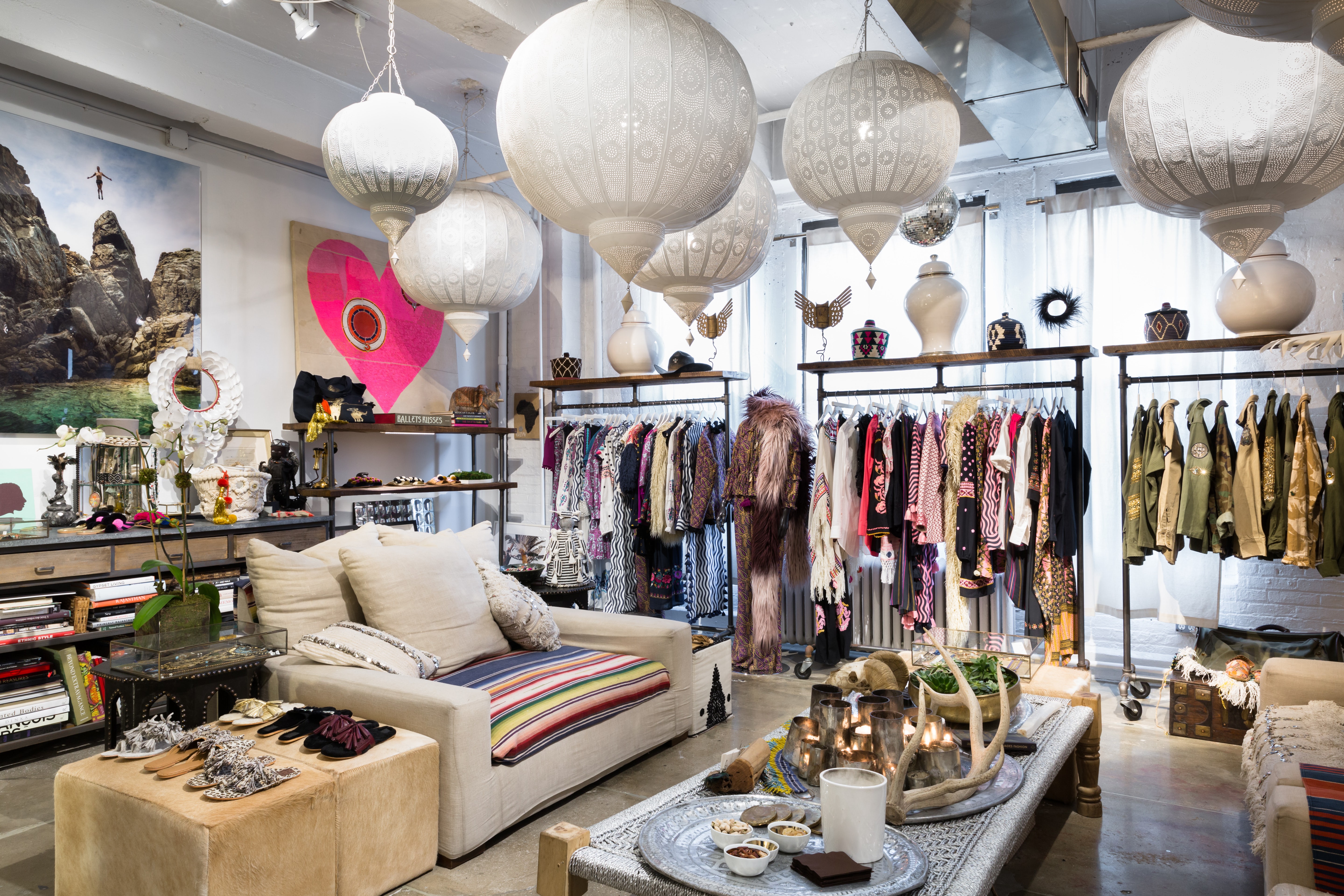 In a Direct-to-Consumer Era, What's the Point of Showrooms?