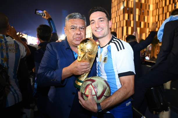 Scaloni y Tapia: cumbre en París