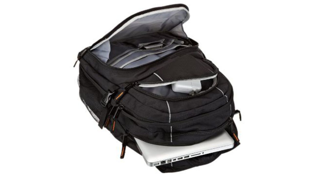 Esta bolsa de viaje ligera tiene 98 litros de capacidad y soporta hasta  22,7 kg - Showroom