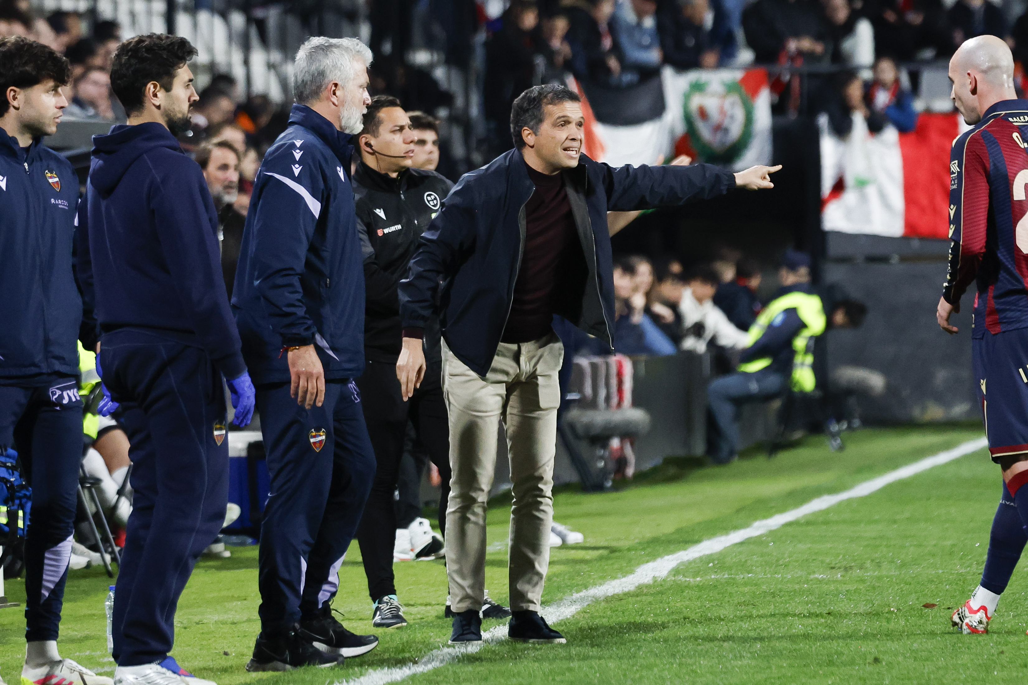 16/03/26 PARTIDO PRIMERQA DIVISION JORNADA 28
RAYO VALLECANO - LEVANTE UD
LUIS CASTRO