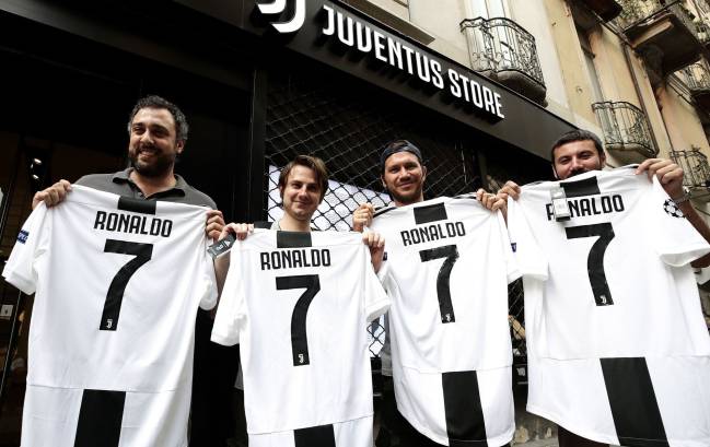 Juventus online store down due to stampede for Cristiano shirts - AS USA