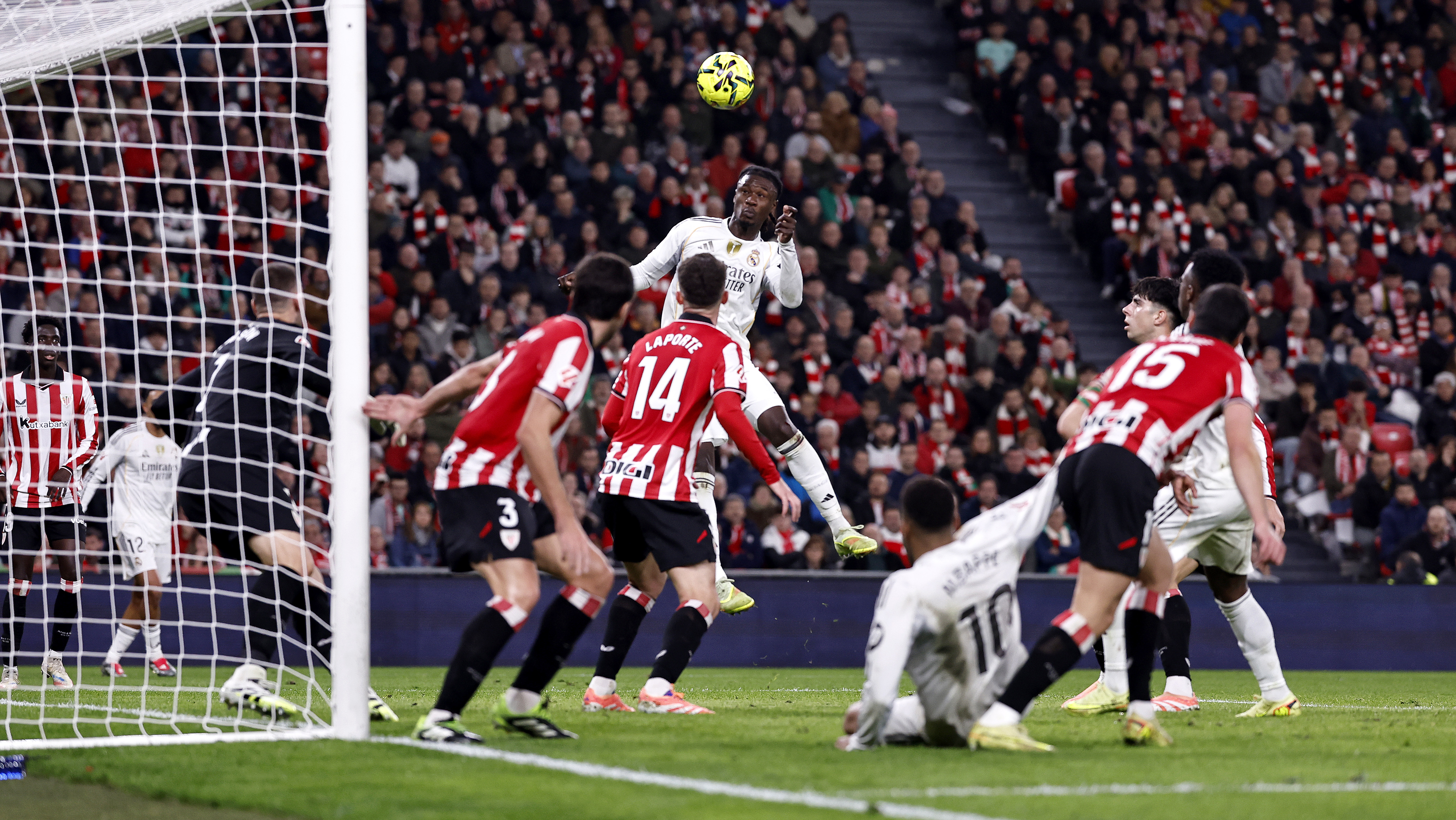 03/12/25 PARTIDO PRIMERA DIVISION
ATHLETIC DE BILBAO - REAL MADRID
GOL 0-2 EDUARDO CAMAVINGA