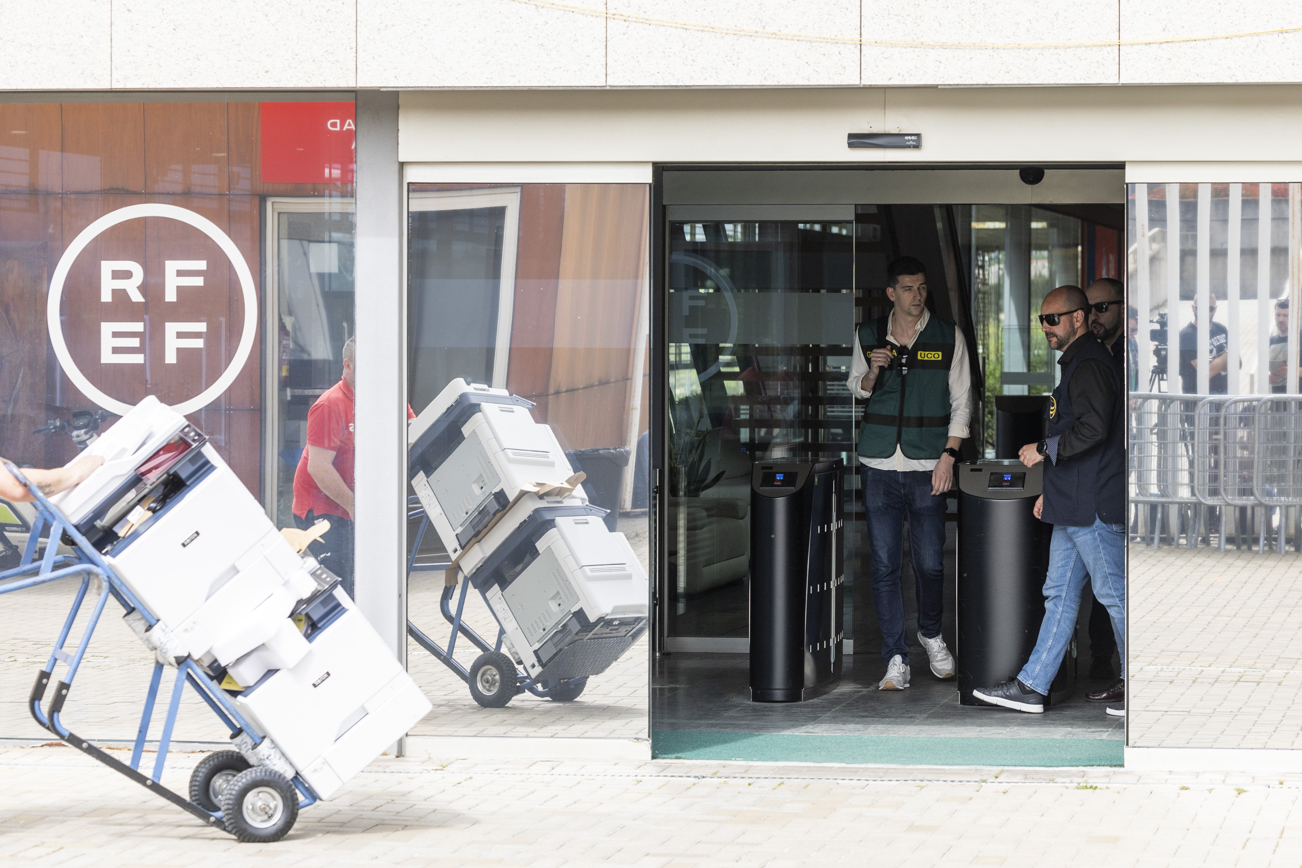 Registros en la RFEF, la Roja, lesión de Courtois, baloncesto... | En directo: ‘La Pica de AS’