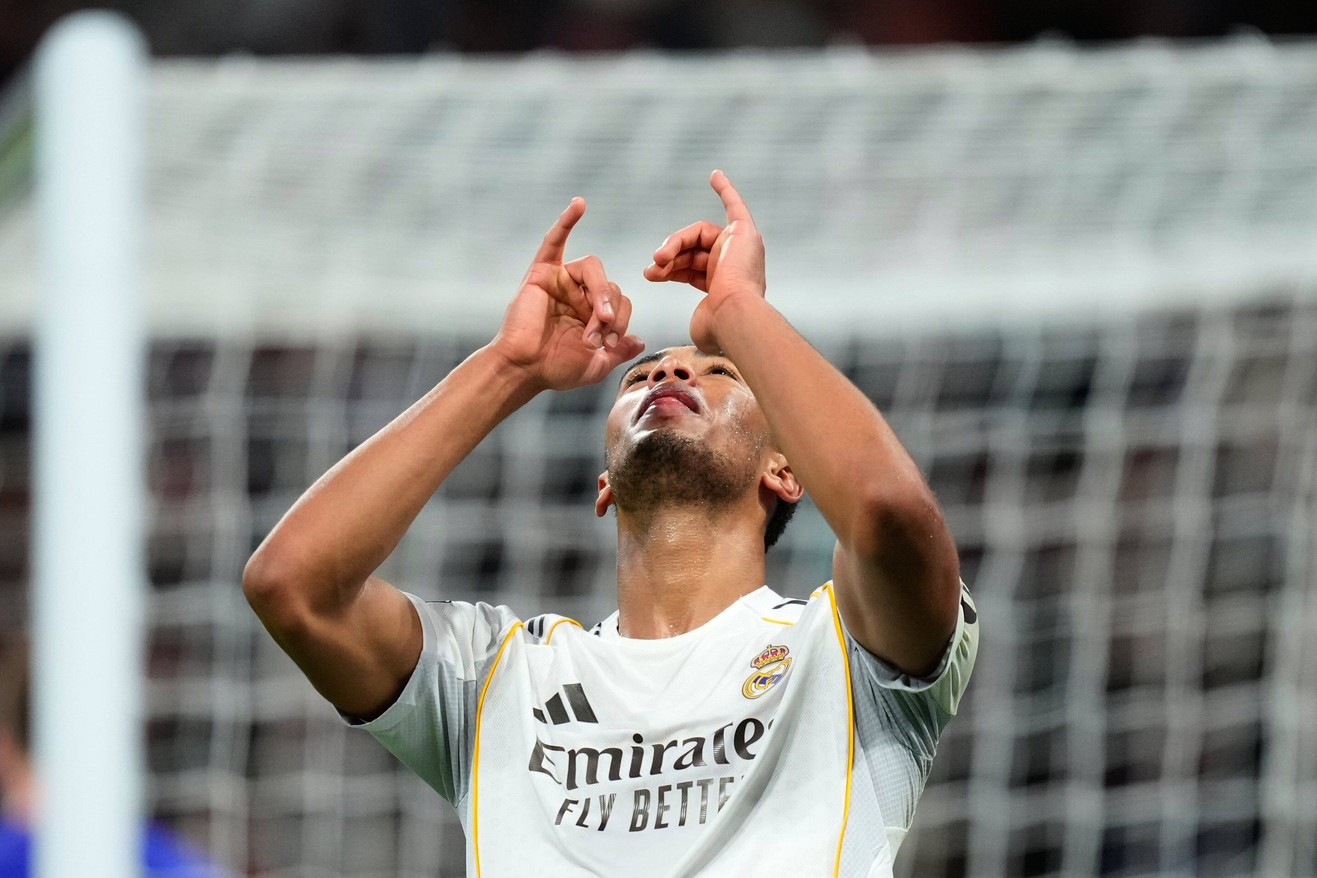Real Madrid's Jude Bellingham celebrates his side's sixth goal during the Champions League opening phase soccer match between Real Madrid and Monaco in Madrid on Tuesday, Jan. 20, 2026. (AP Photo/Jose Breton)