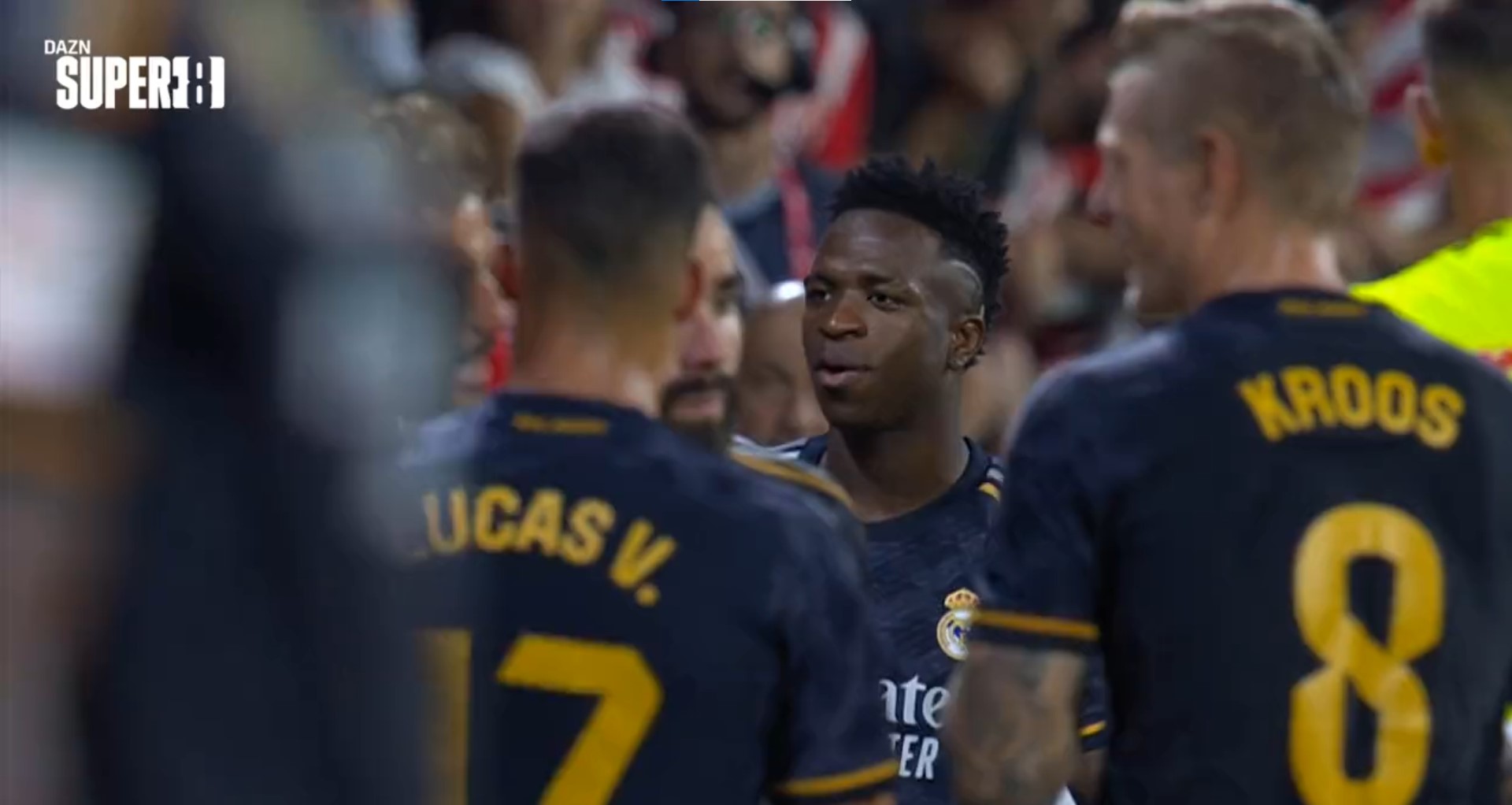 Vinicius siembra la polémica en Girona en plena tangana: “Tres goles para el Madrid...” 