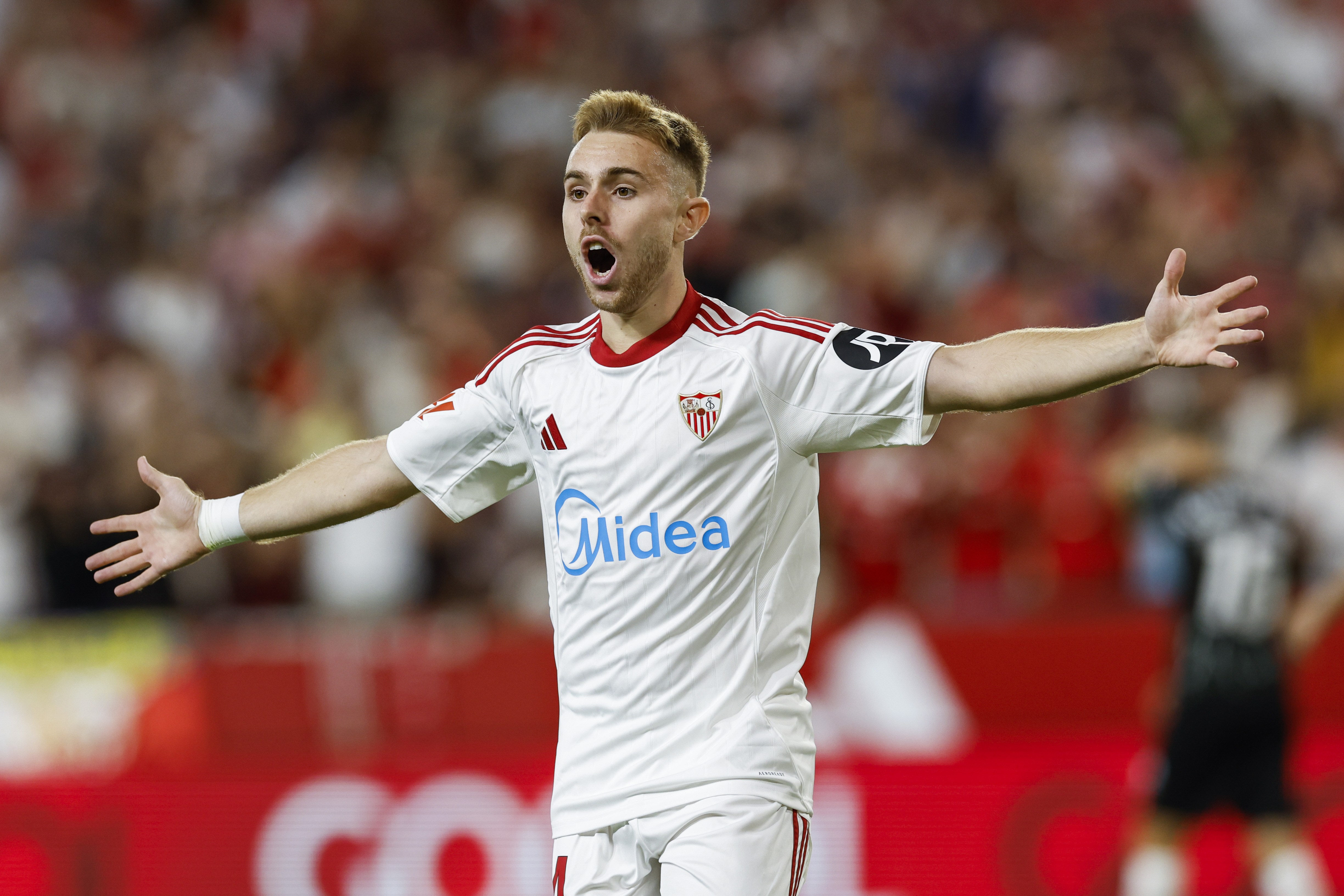 Peque amortigua la ley del ex