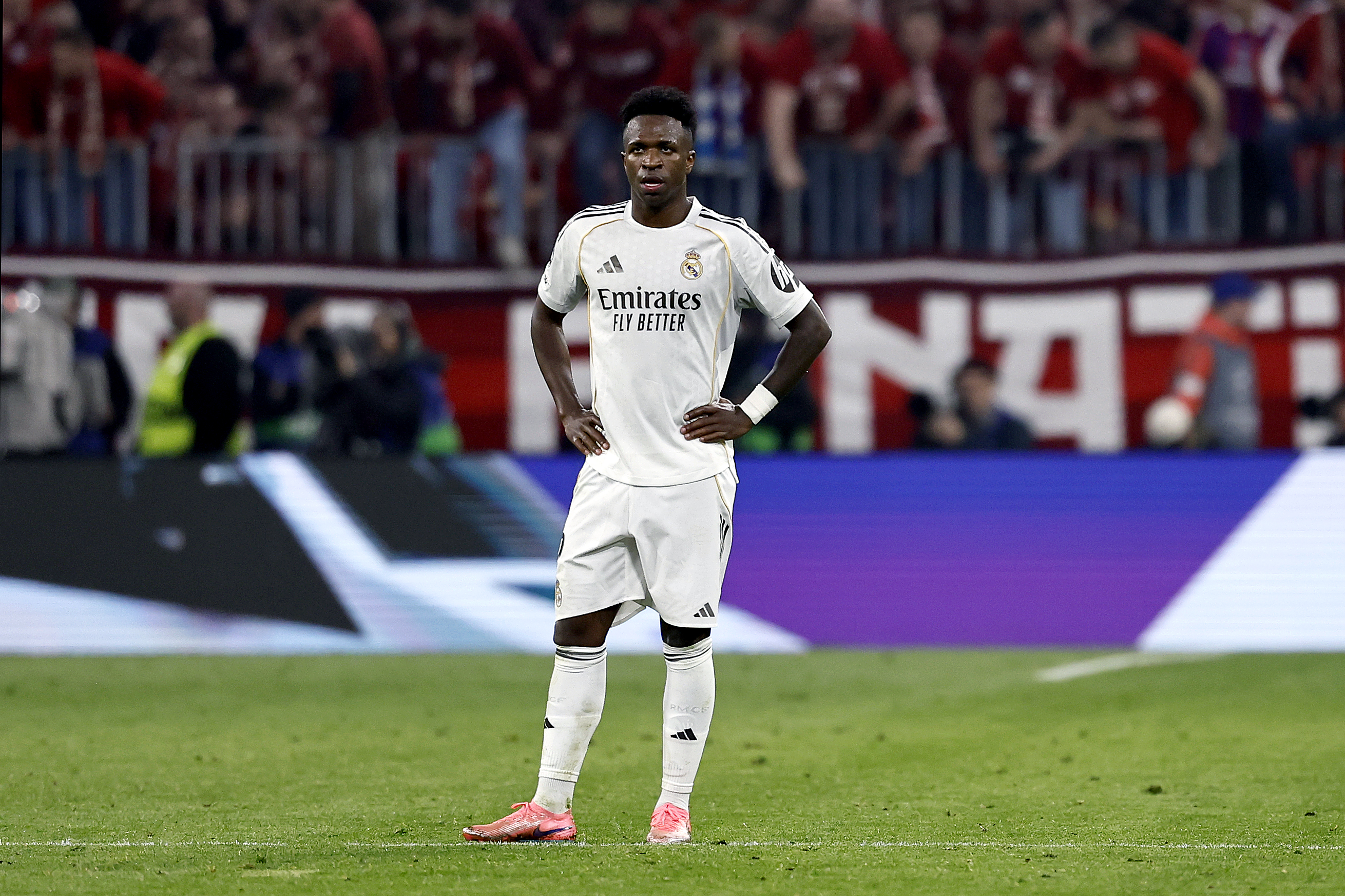 15/04/26 PARTIDO VUELTA CUARTOS CHAMPIONS LEAGUE 
BAYERN DE MUNICH  - REAL MADRID 
TRISTEZA GOL VINICIUS JR 