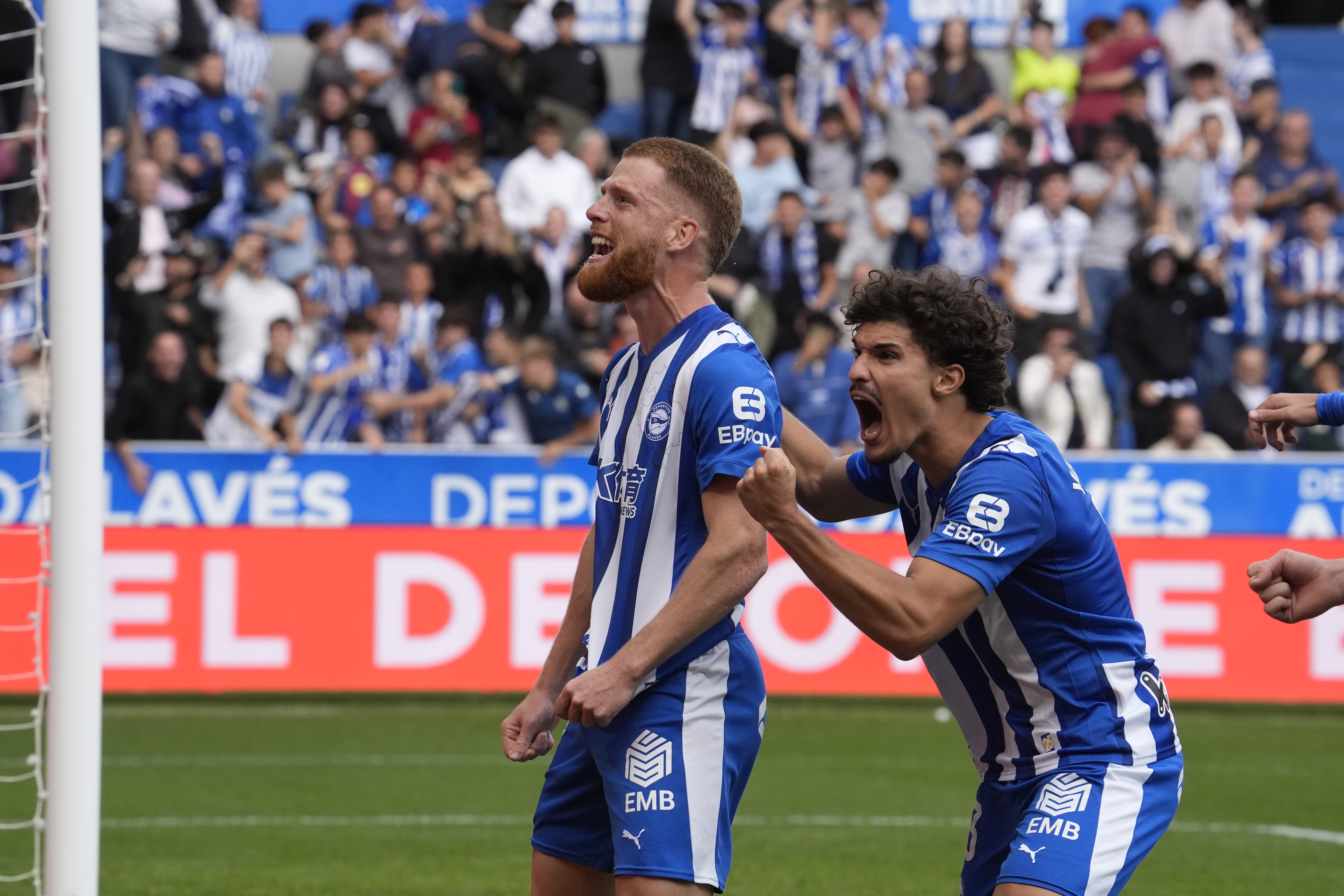 Jogadores do Alavés em campo pela LaLiga
