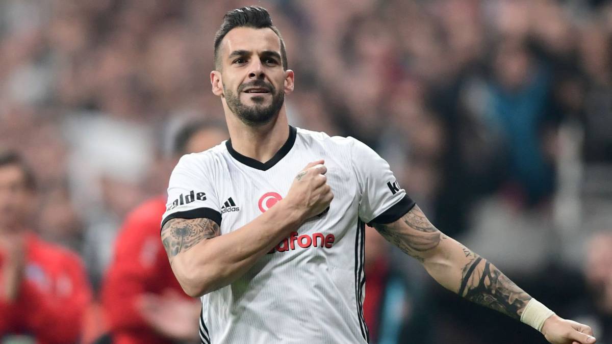 Negredro 'vuelve' al Besiktas