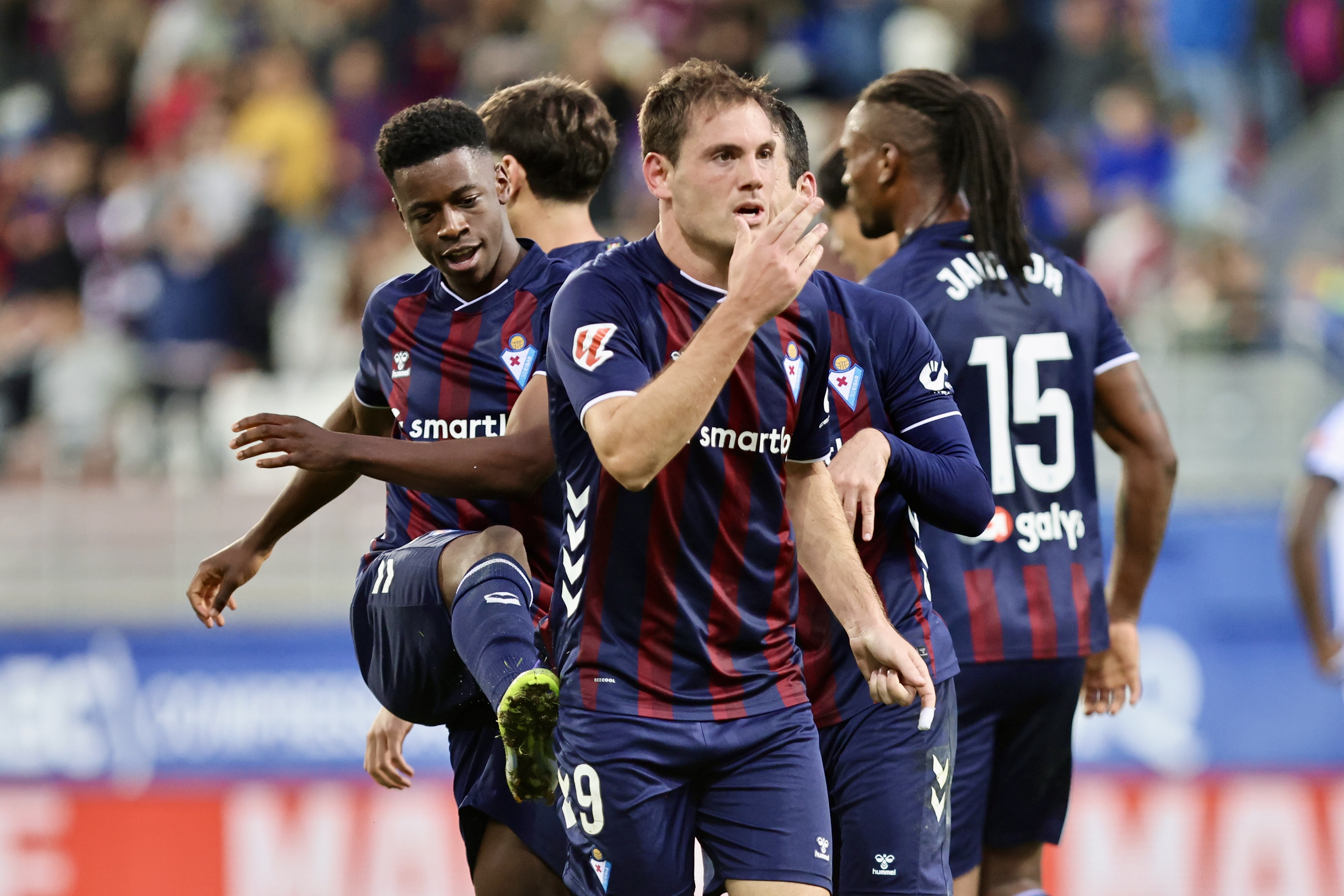 Zubieta, fuego amigo