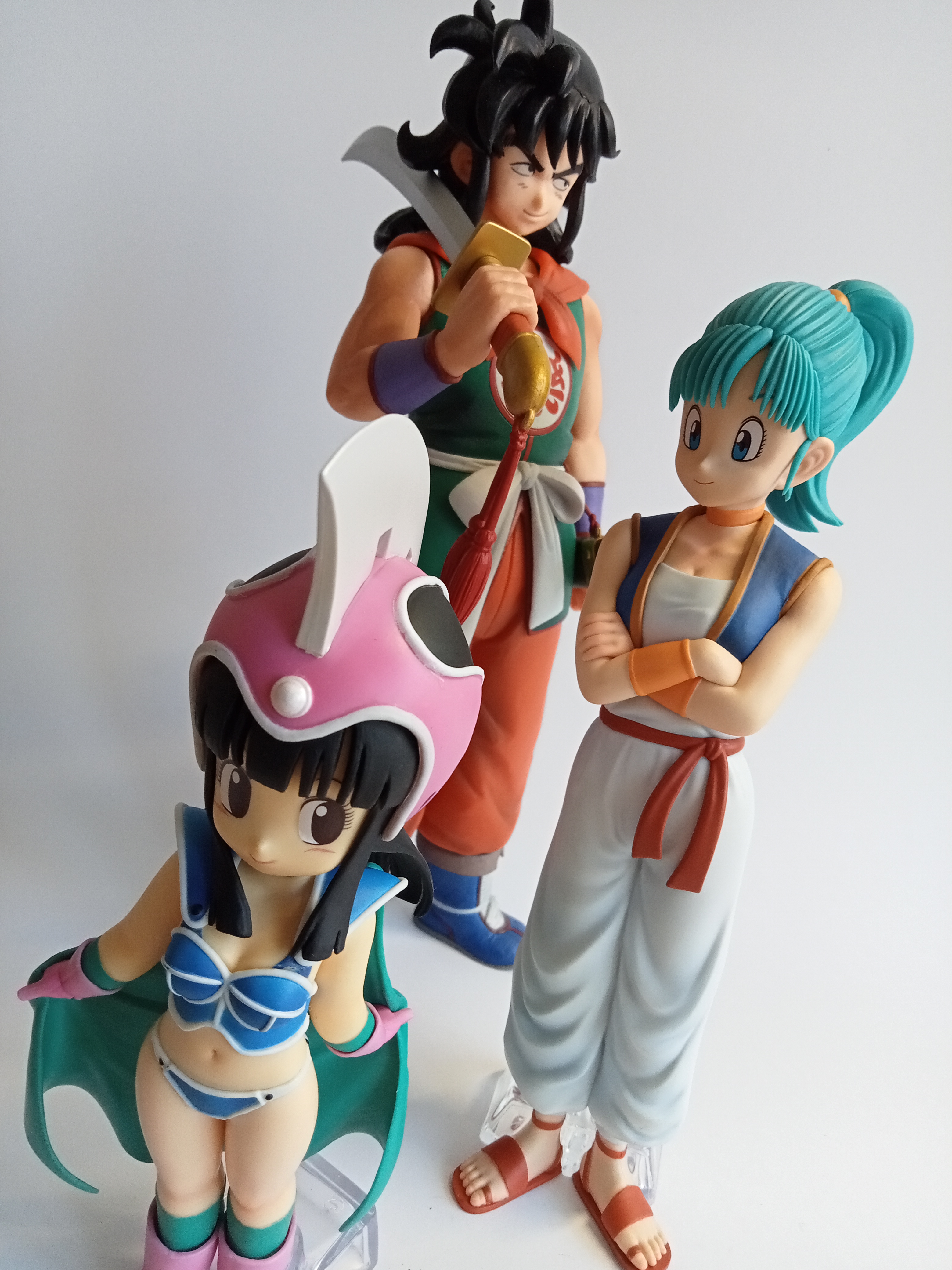 El triángulo amoroso más divertido de Dragon Ball en estas geniales  figuras de Yamcha, Bulma y Chi-Chi - Meristation