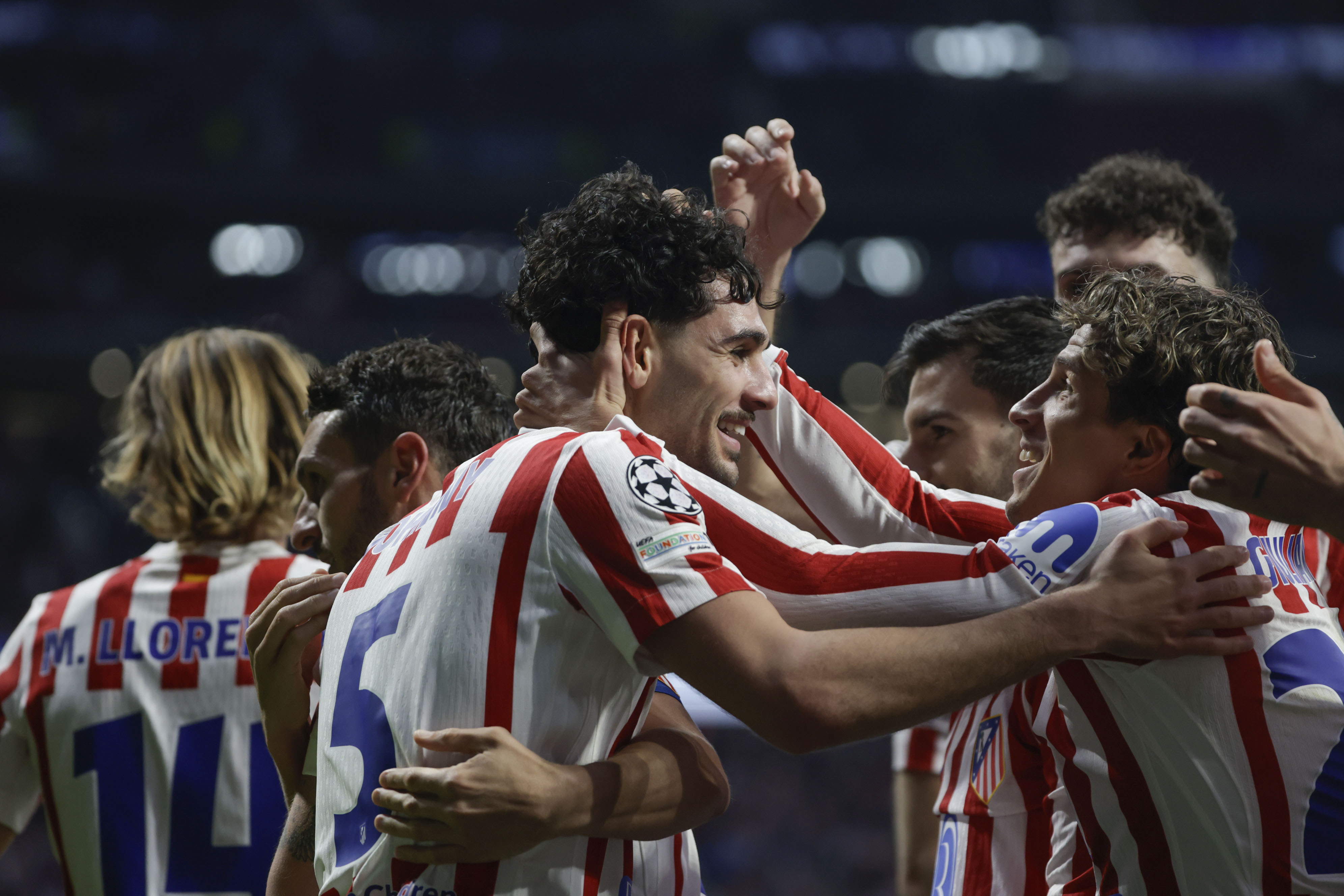 MADRID, 24/02/2026.- El centrocampista del Atlético de Madrid Johnny Cardoso celebra su gol, segundo de su equipo, durante el partido de vuelta de la fase de acceso a los octavos de Liga de Campeones entre el Atlético de Madrid y el Brujas, este martes en el estadio Riyadh Air Metropolitano en Madrid.- EFE/Juanjo Martín
