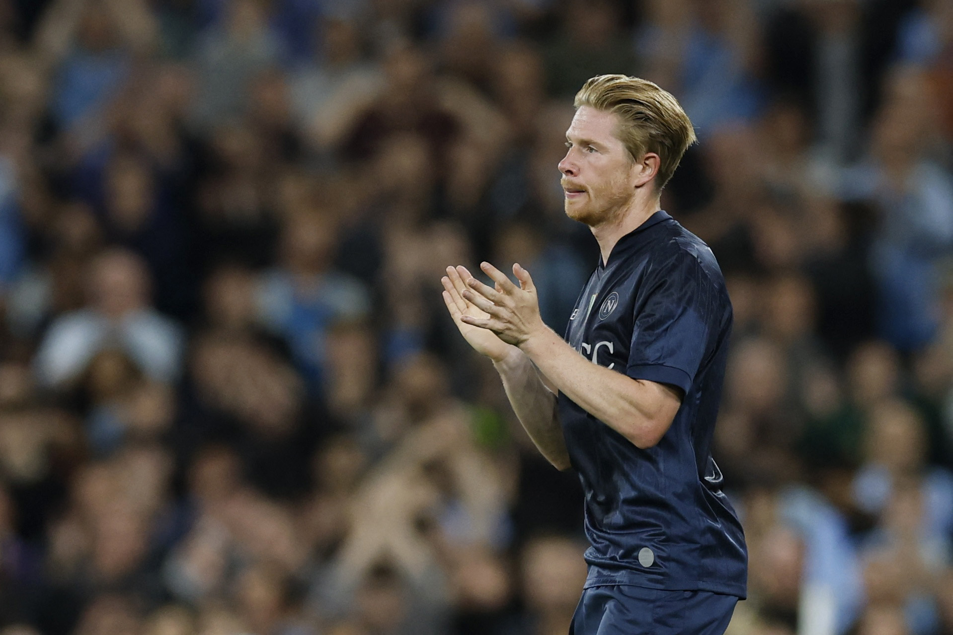 Soccer Football - UEFA Champions League - Manchester City v Napoli - Etihad Stadium, Manchester, Britain - September 18, 2025 Napoli's Kevin De Bruyne walks off the pitch to be substituted Action Images via Reuters/Jason Cairnduff