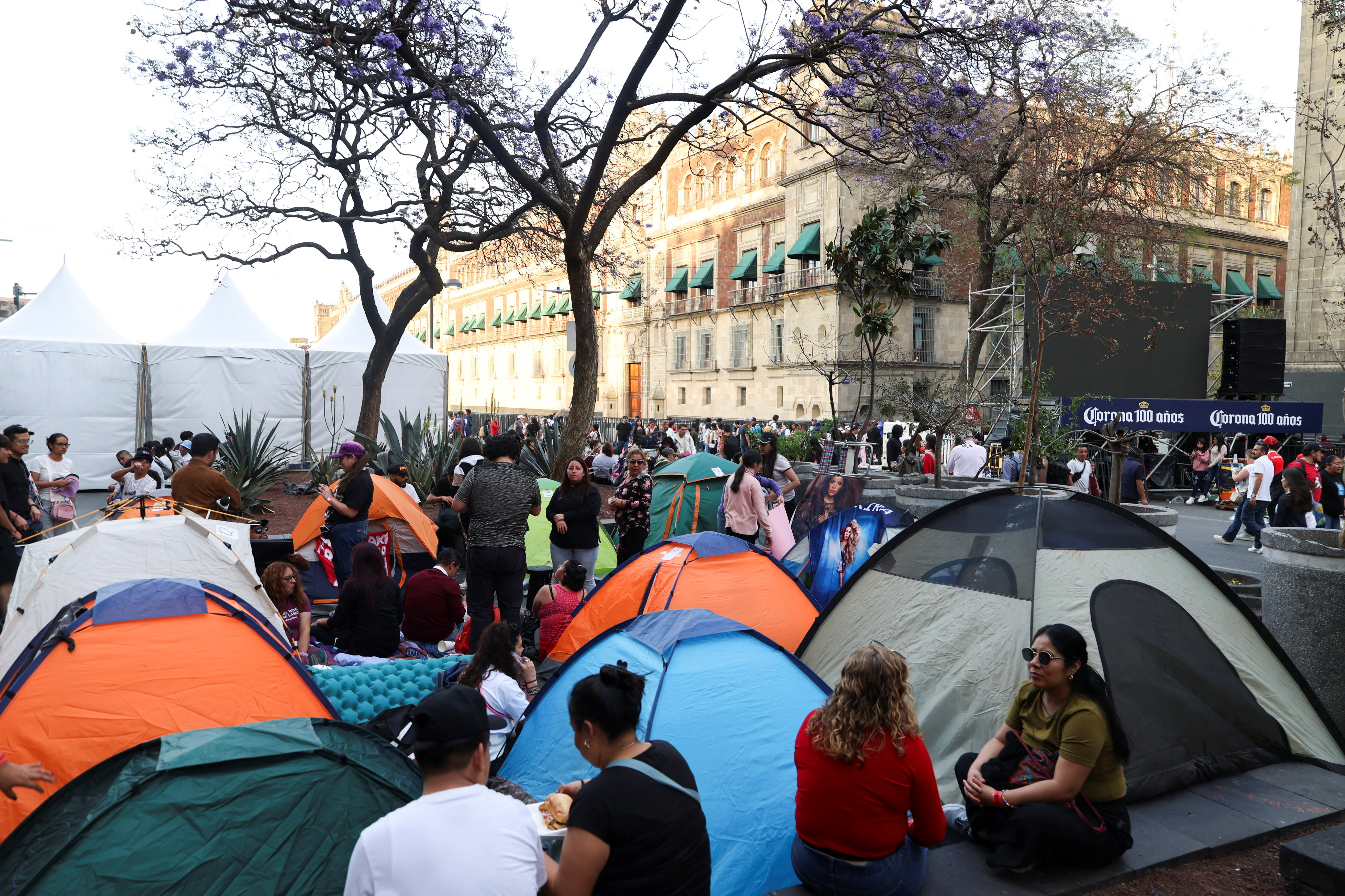 Fans of Colombian pop singer Shakira camp on the streets near Mexico City's Zocalo ahead of her free concert scheduled for tomorrow, an event organized with the support of local authorities and sponsors, in Mexico City, Mexico, February 28, 2026. REUTERS/Luis Cortes