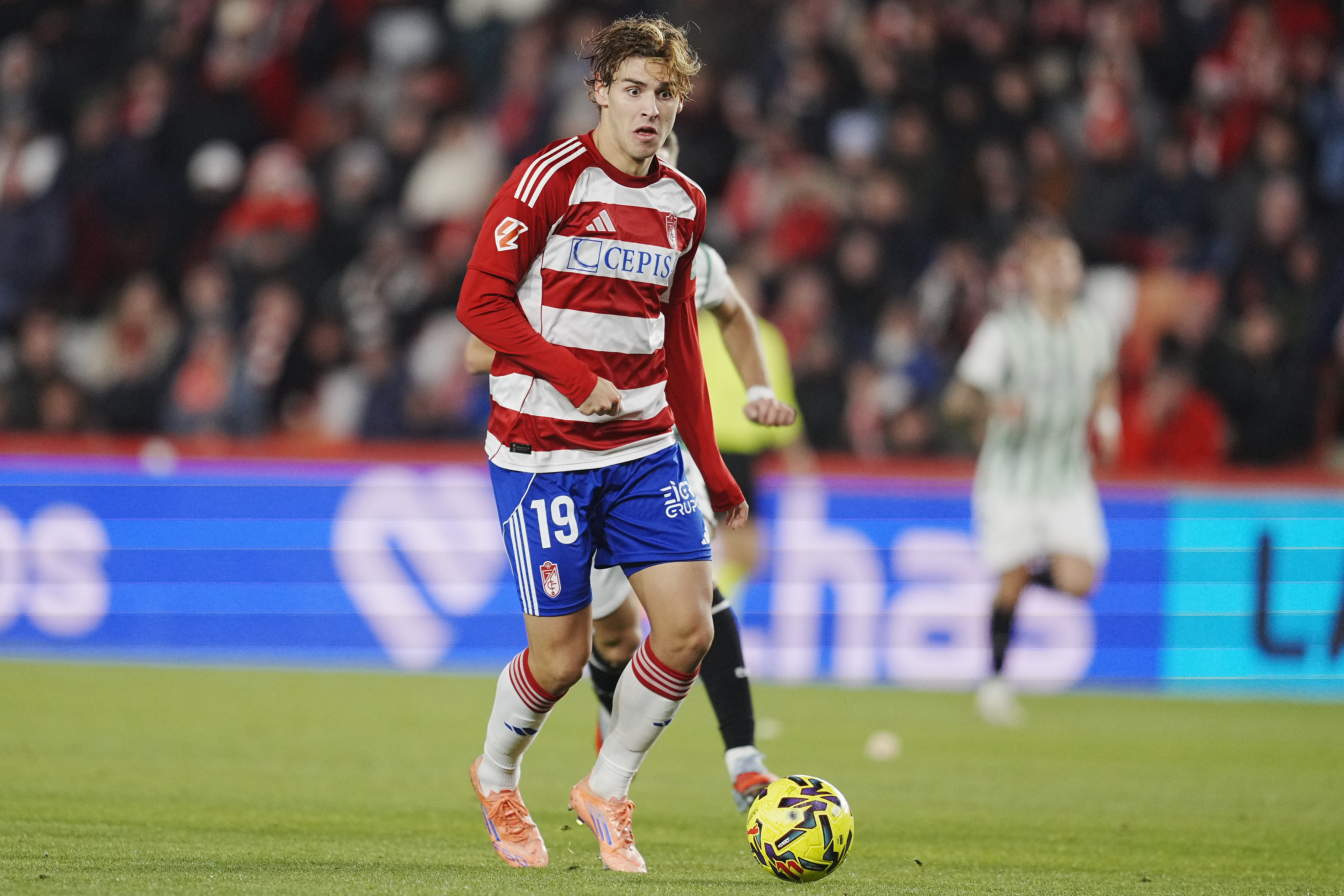 Jorge Pascaul en el duelo entre Granada y Córdoba. 22/11/25