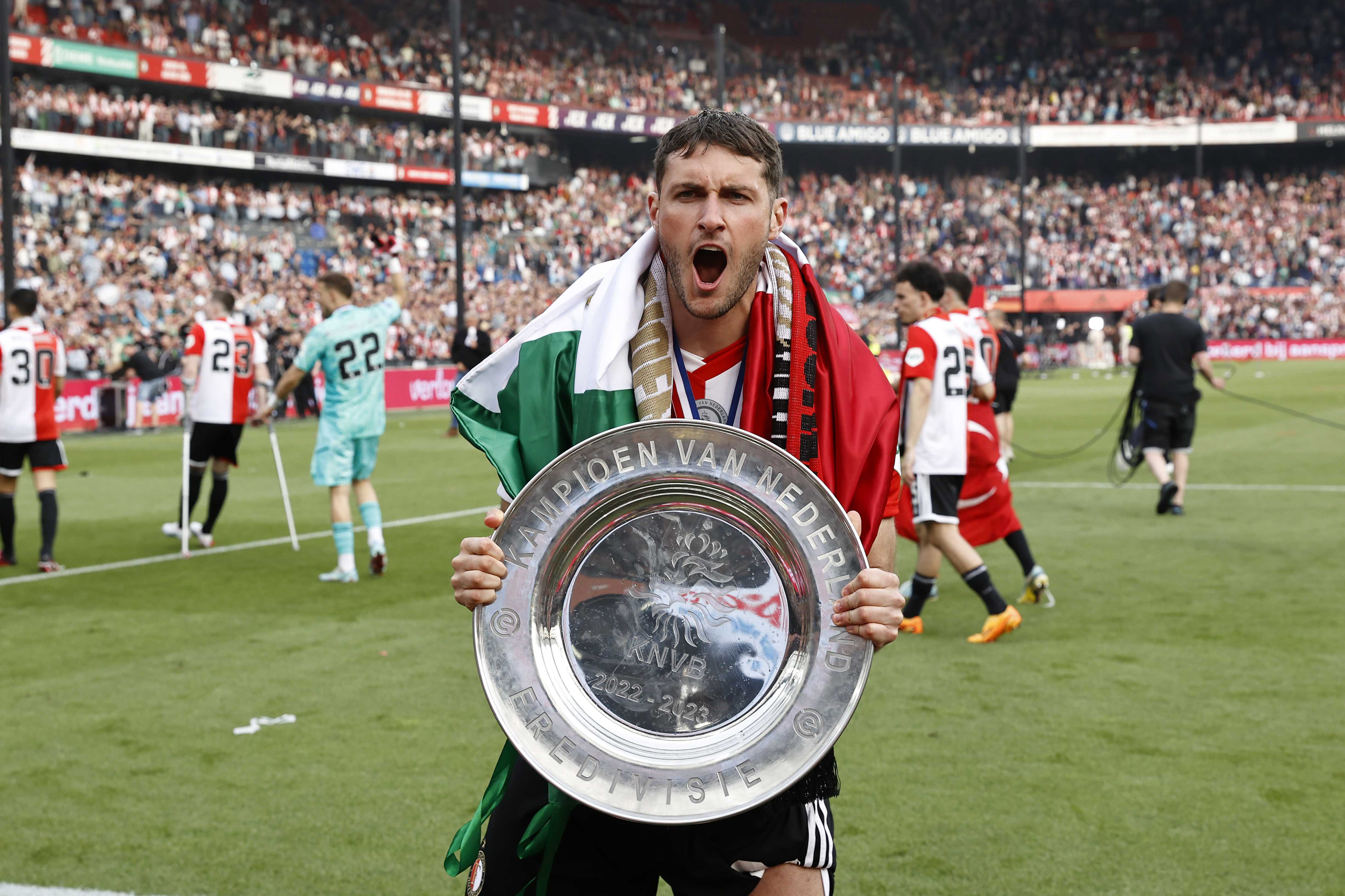 Feyenoord adamant on not selling star striker Santiago Gimenez - Footbalium