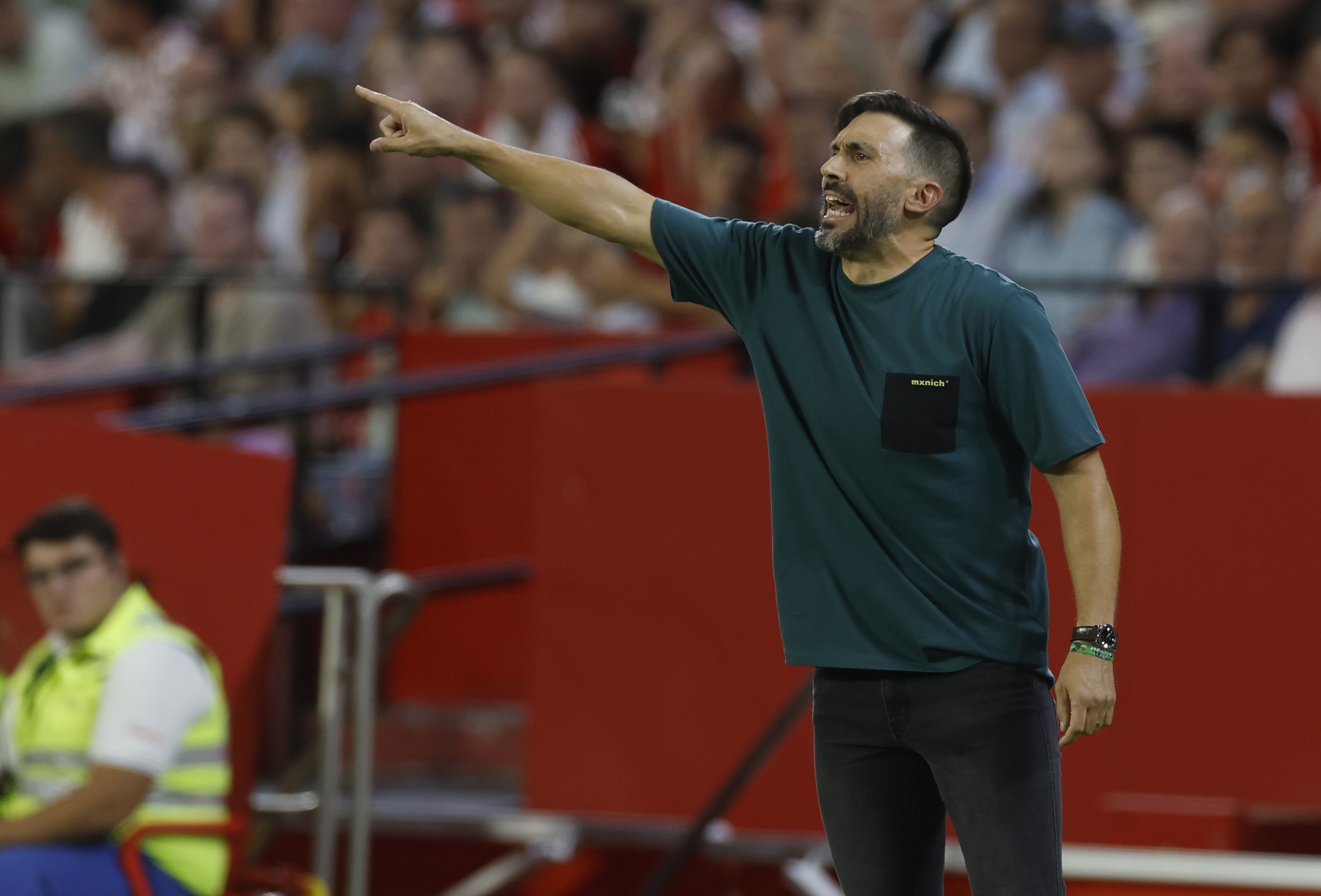 12/09/25 LIGA EA SPORT

PARTIDO
SEVILLA - ELCHE

EDER SARABIA